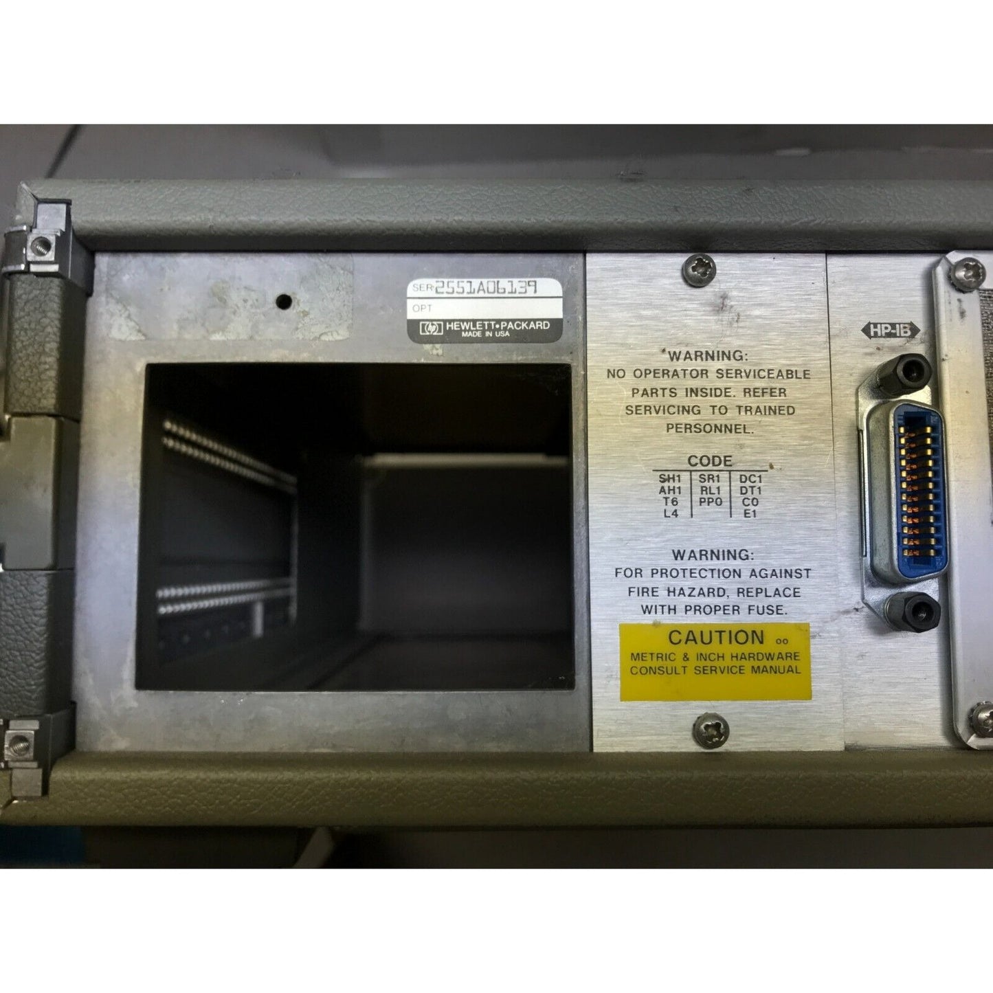 HP Hewlett Packard 8350B Sweep Oscillator Aglent Main Frame back with connector port