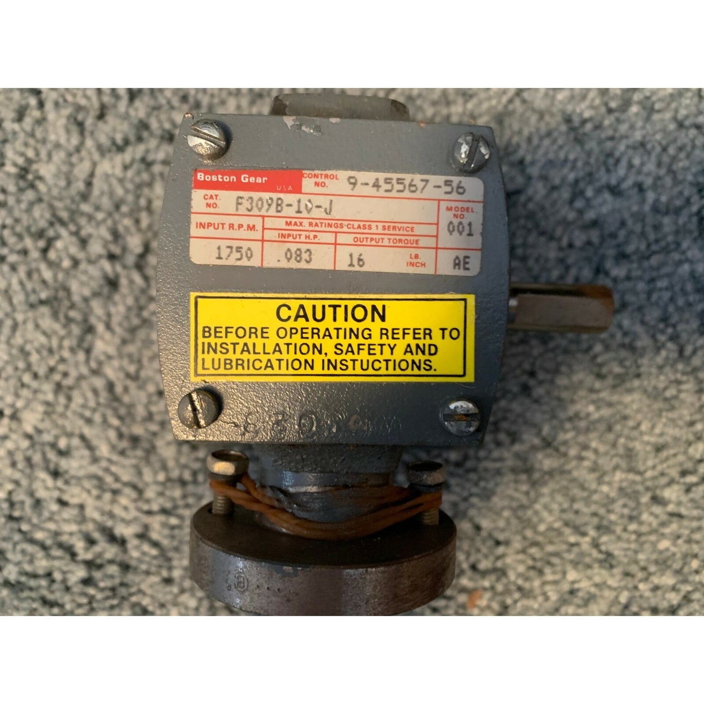 Boston Gear F309B-10-J Right Angle Gear Reducer - 0.83 Input Hp product label close up