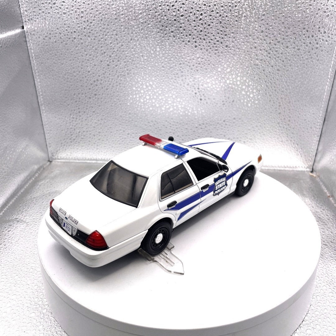 Greenlight 2008 Ford Crown Victoria Indiana State Police Die Cast, Scale: 1/24 back end/passenger side view