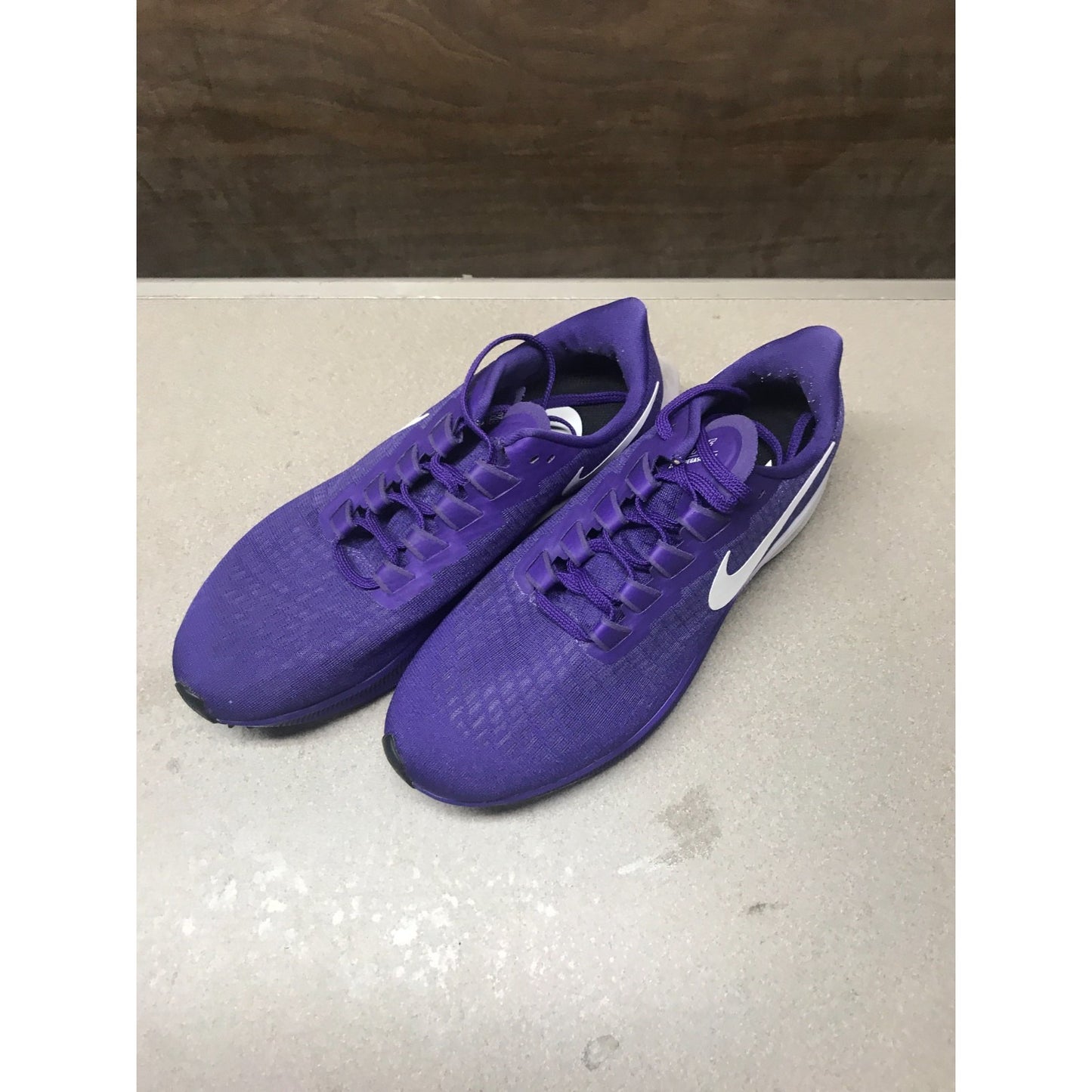 Nike Zoom Pegasus 37 Purple US Women 9, Lightly Used top view