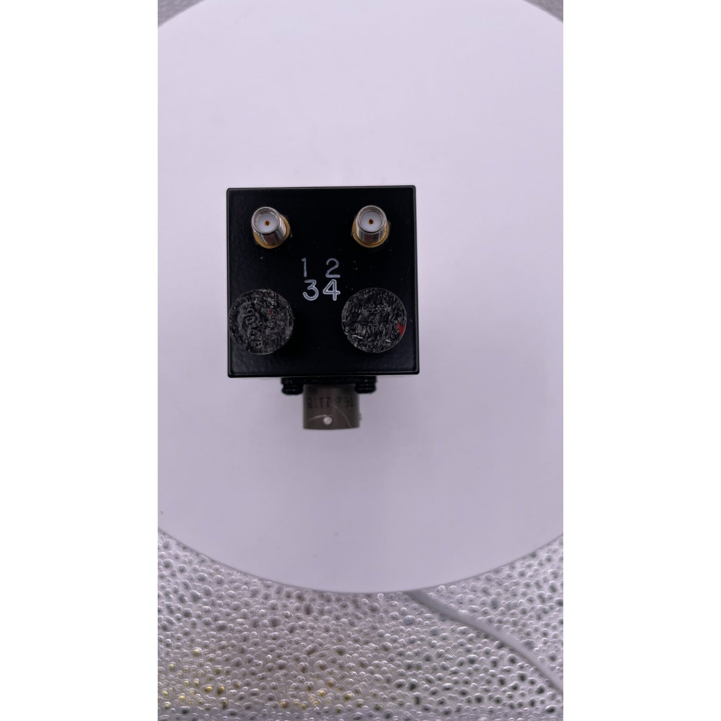 SECTOR MICROWAVE COAX SMA BASEBALL SWITCH, SM7S-A2C bottom view