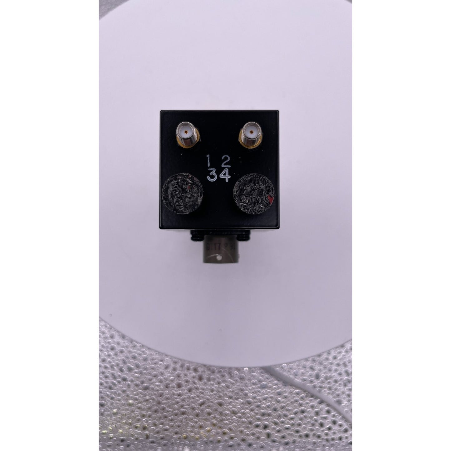 SECTOR MICROWAVE COAX SMA BASEBALL SWITCH, SM7S-A2C bottom view connections
