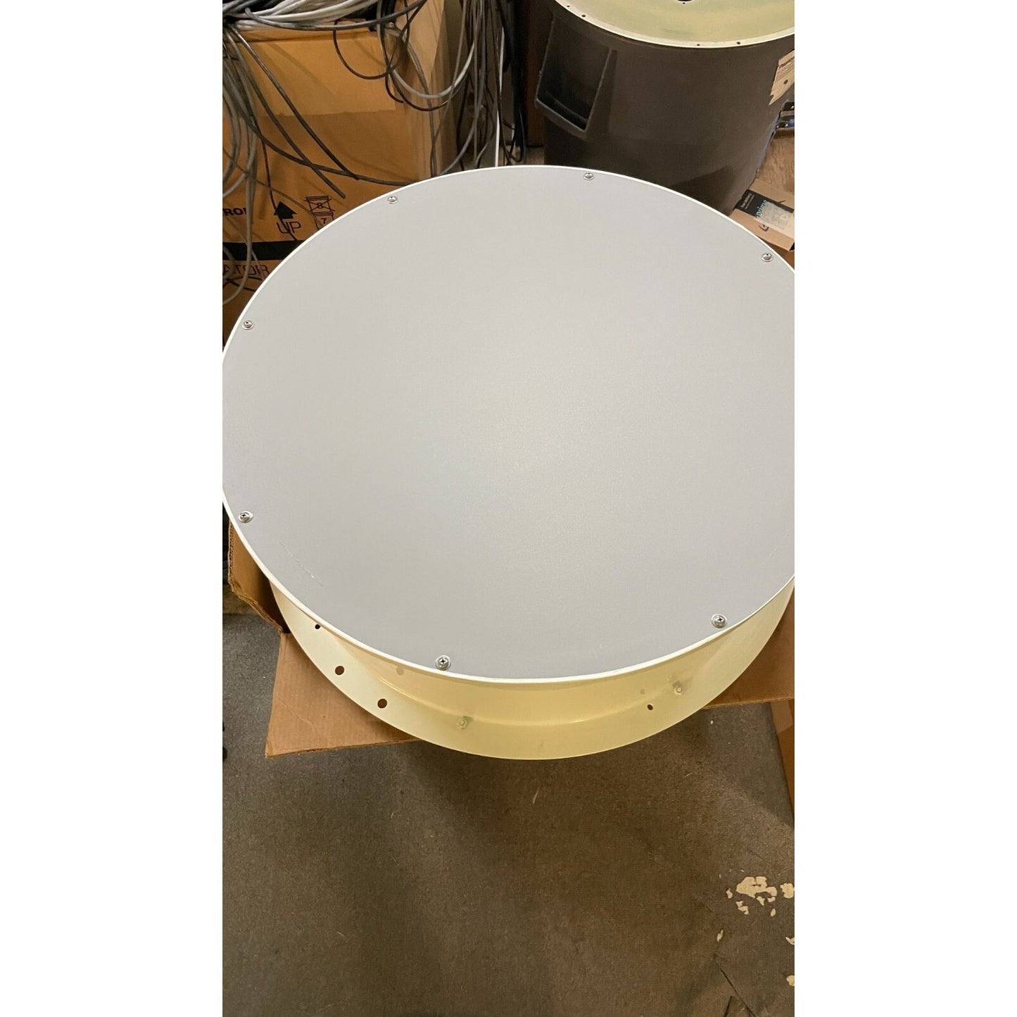 2ft 40GHz Antenna Waveguide Input with Radome top view