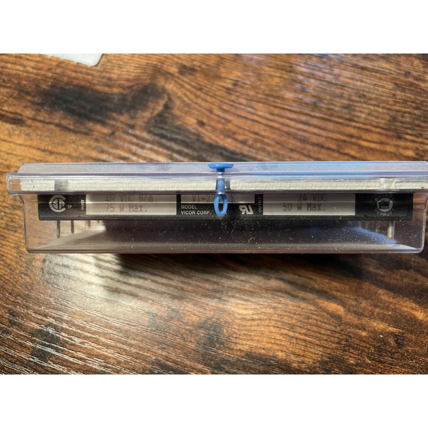 Vicor Corp DC-DC Converter
Model VI-233-CY, 48 DC Volts, 75 Watts side view