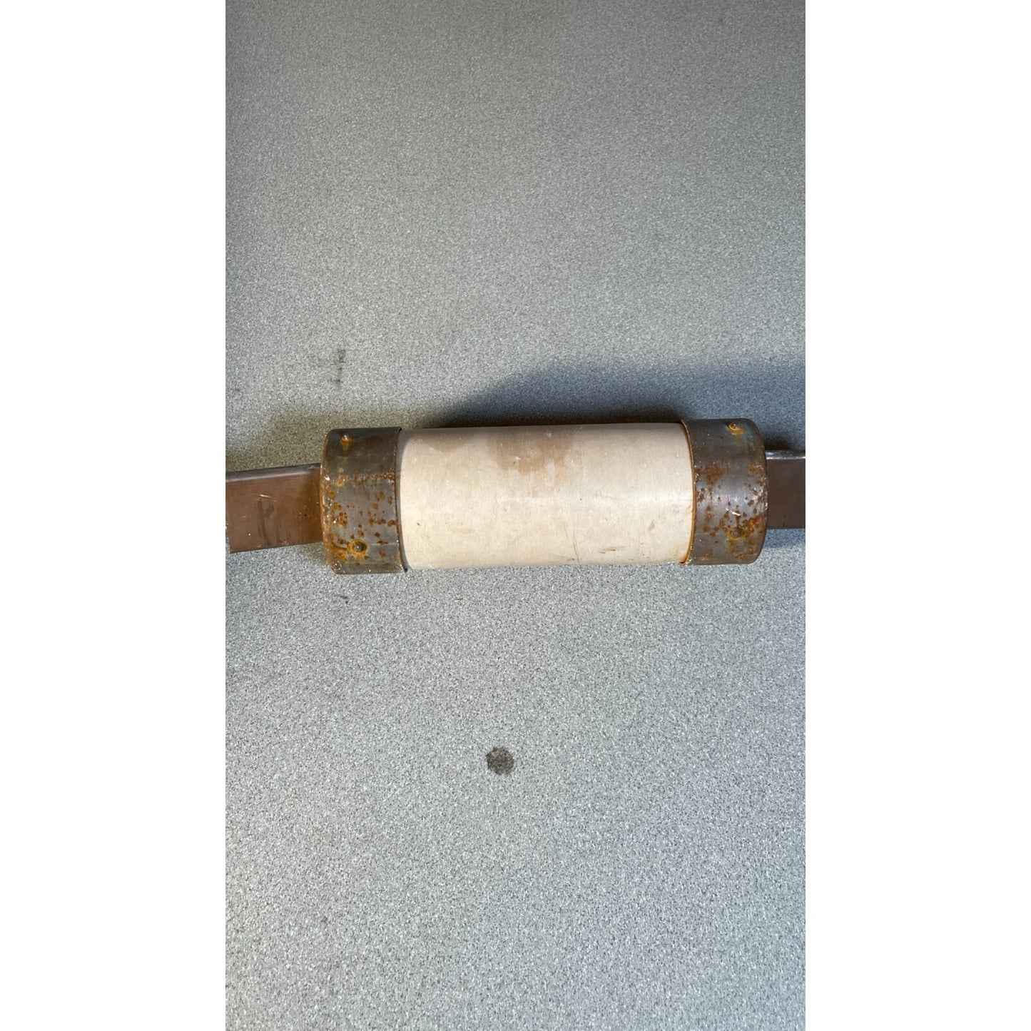 Used 400 Amp Copper Ended Fuse full fuse view