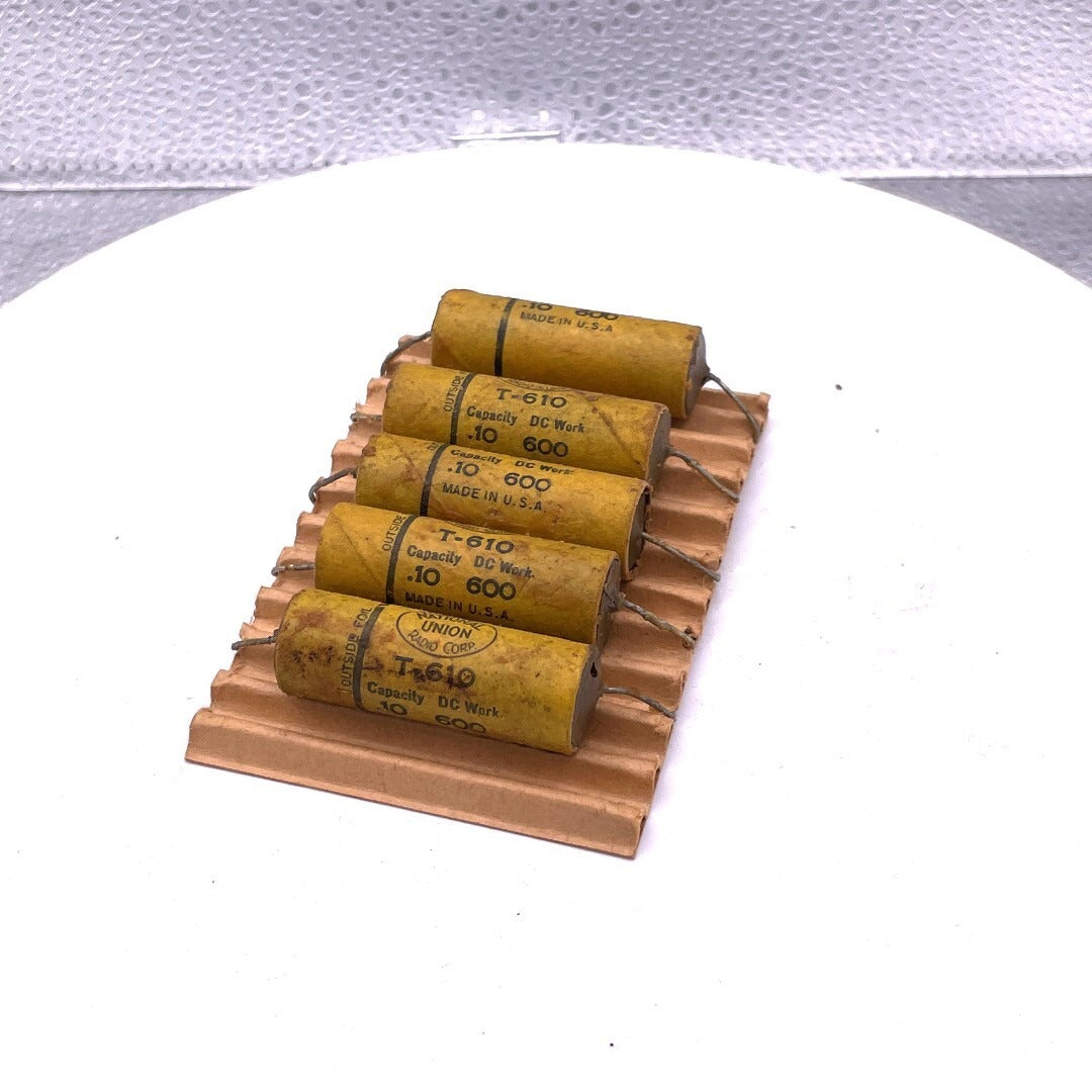 Paper Tubular Condensers National Union CAT. NO: T610 MDF .1 D.C.W.V. 600 (5 Pack) top/side view