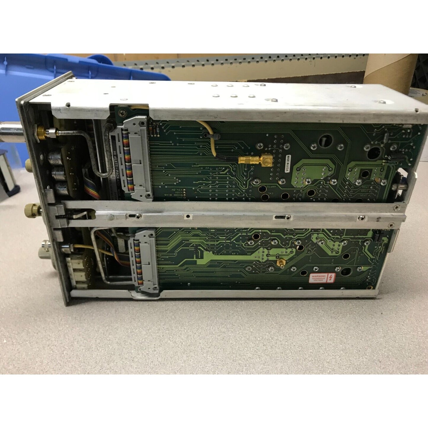 Agilent Hewlett Packard HP 8559A .01 to 21 GHz portable spectrum analyzer. Simple 3 knob operation. Digital storage. bottom view