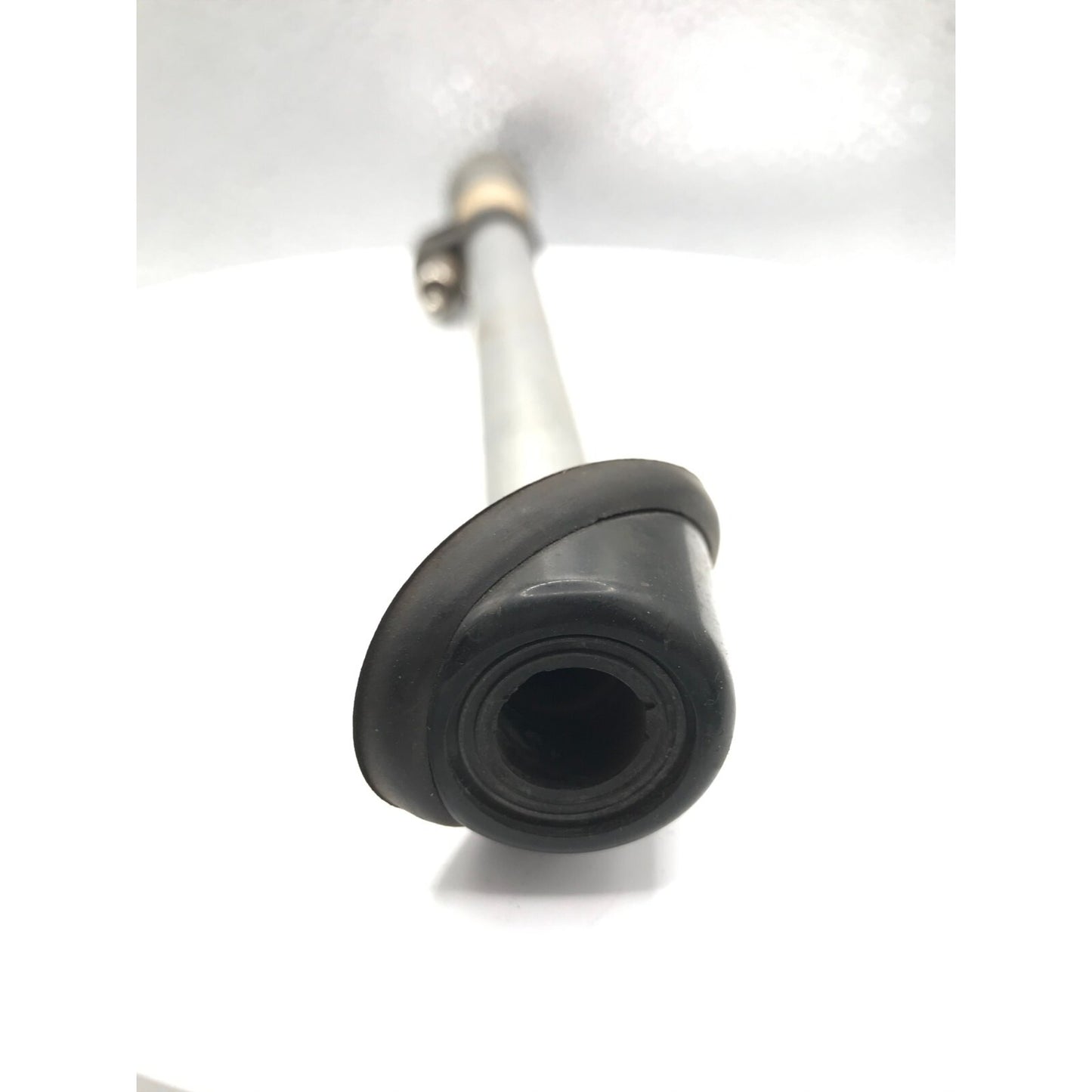 Honda 39179-SF1-A01 bottom side of end connector