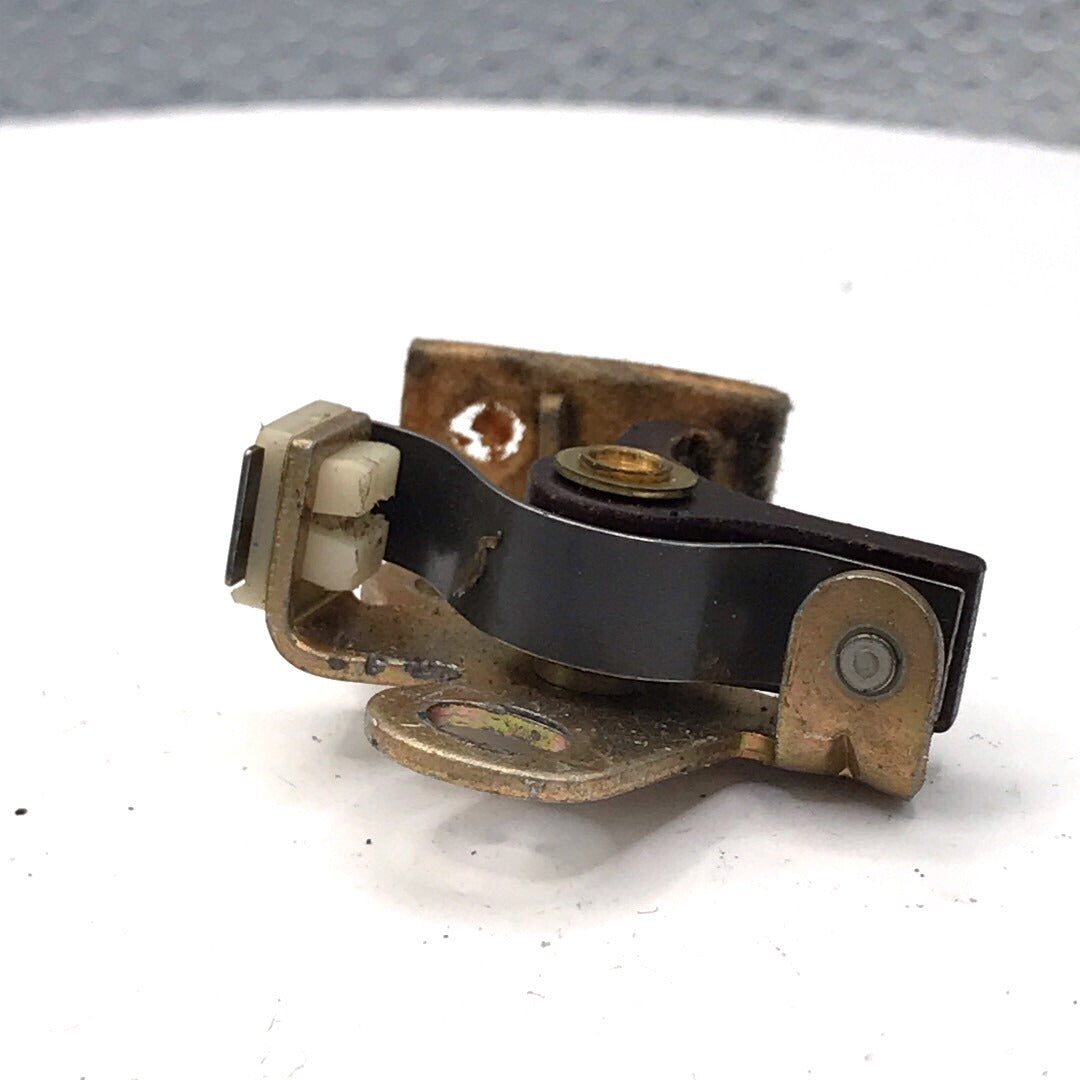 Standard Ignition points set S2437A top front view