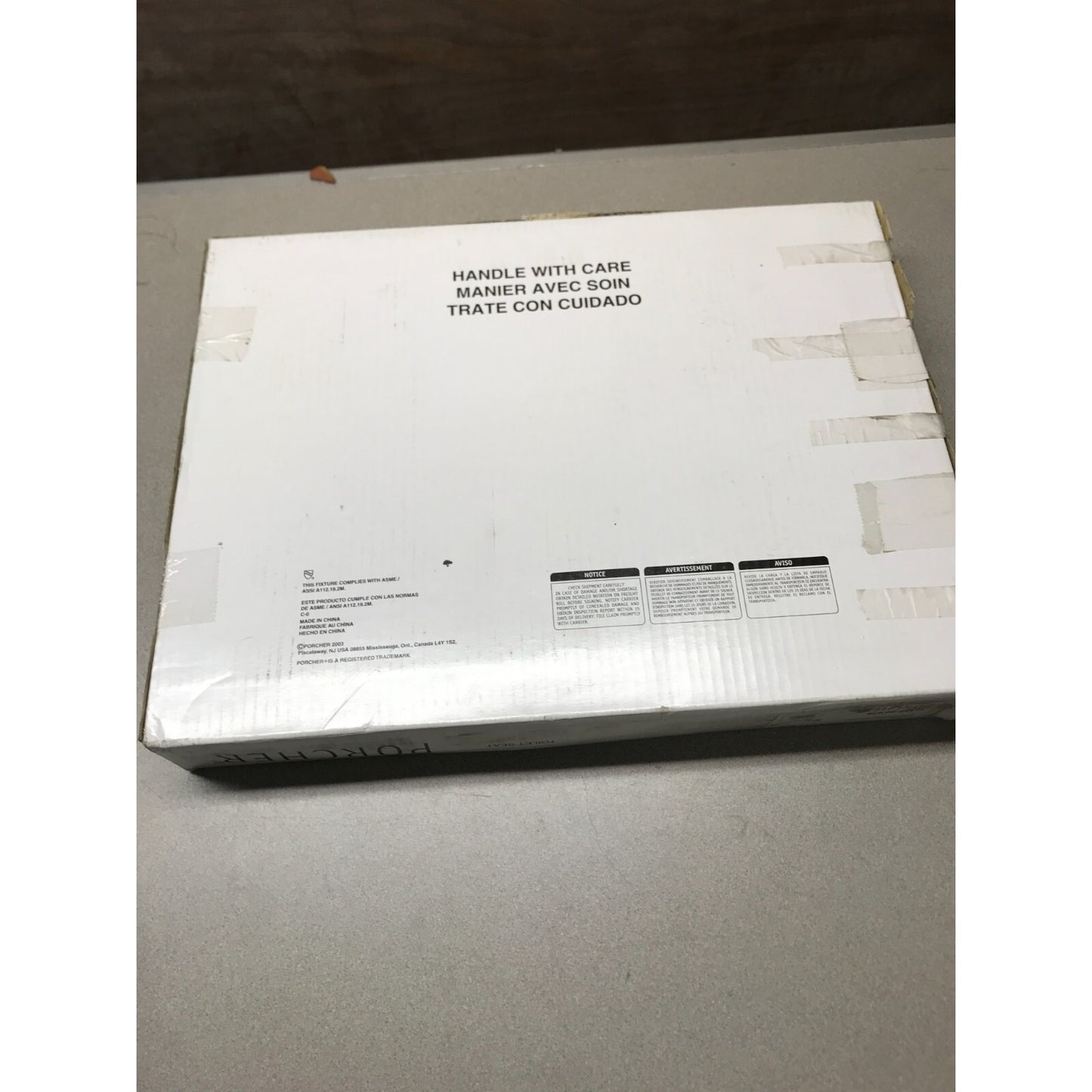 Porcher Elongated Wood Toilet Seat Slow Close, 71115-00.670, Natural Cherry back of box
