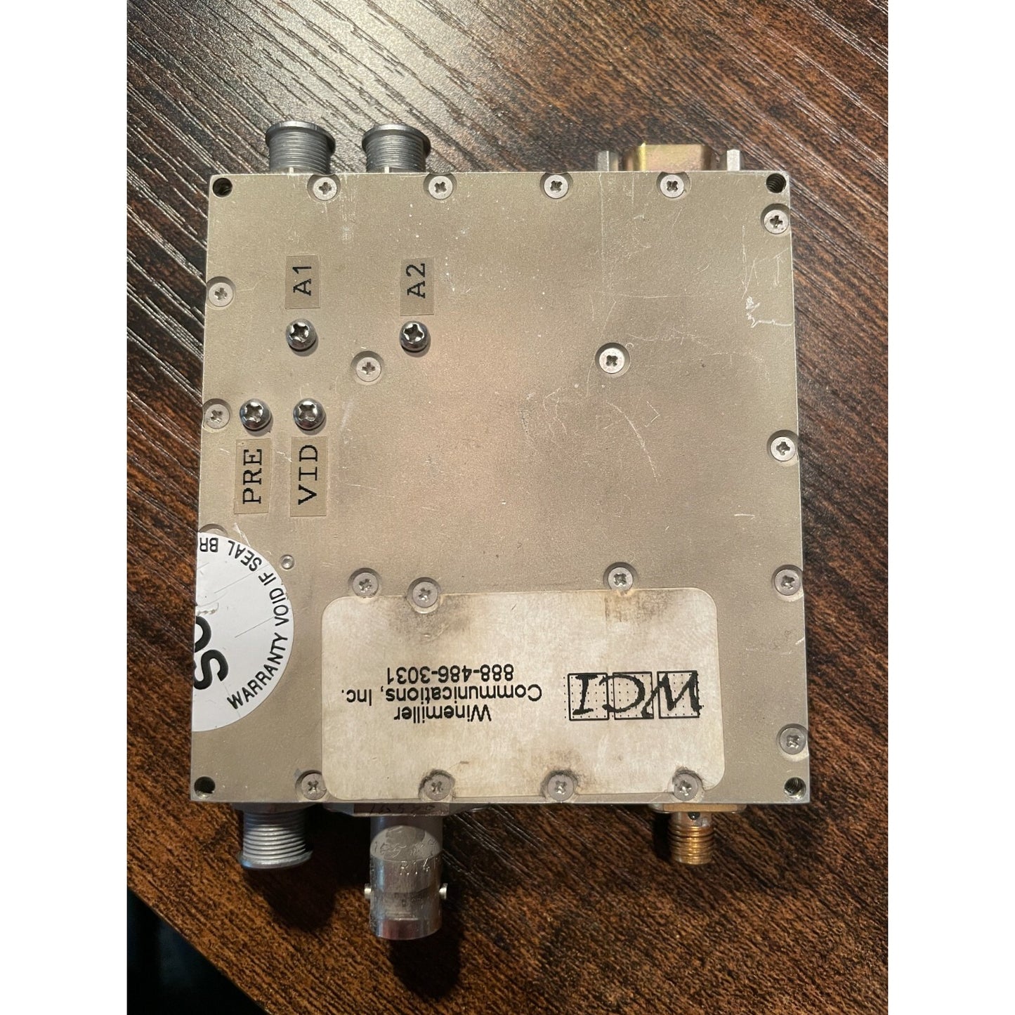 Southern California Microwave Inc Model VT7C-.25A/2SC, 6.4 - 7.1GHz bottom view