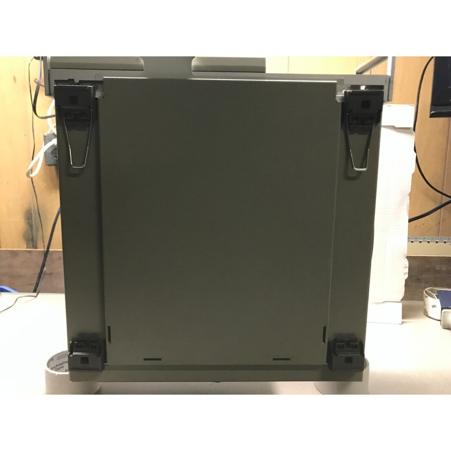HP Hewlett Packard 8350B Sweep Oscillator Aglent Main Frame bottom view