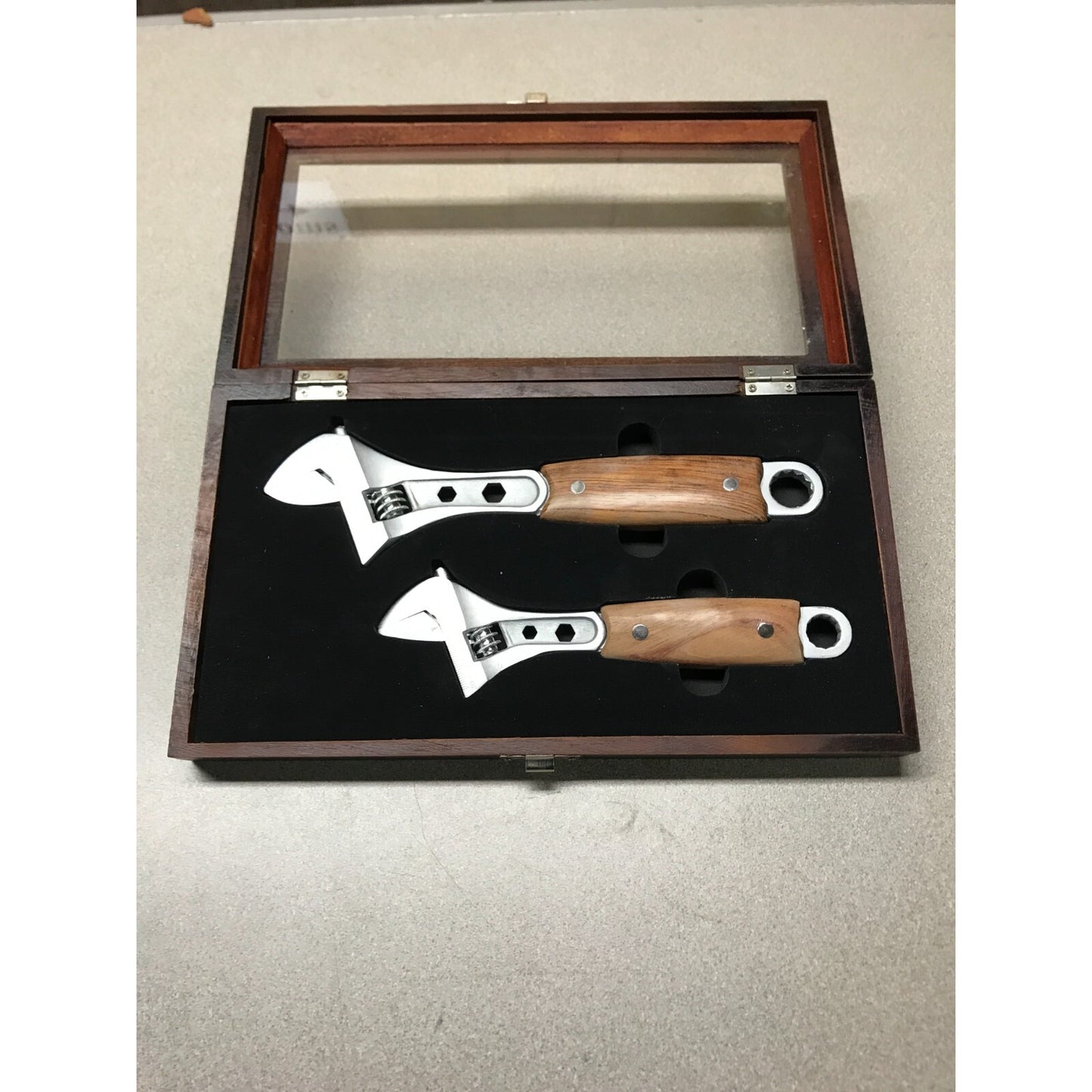 Sheffield Commemorative Wood Handle Adjustable Wrench Set of 2 in display case open