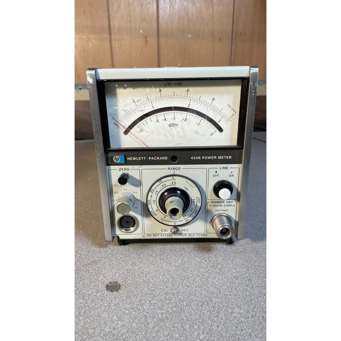 HP 435B Power Meter front panel