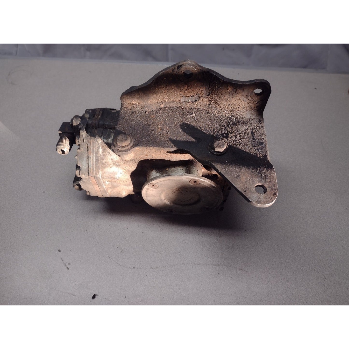 AC Compressor - Lester-6 012-05586 with bracket. top view