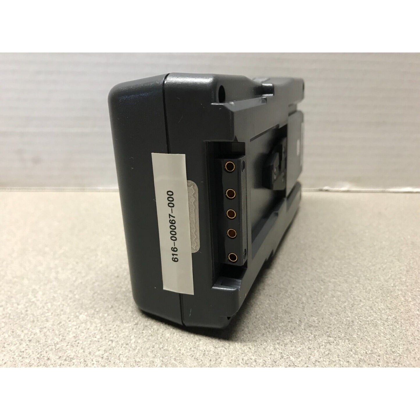 VariZoom S-8080S Lithium Ion Battery Pack side view with connections