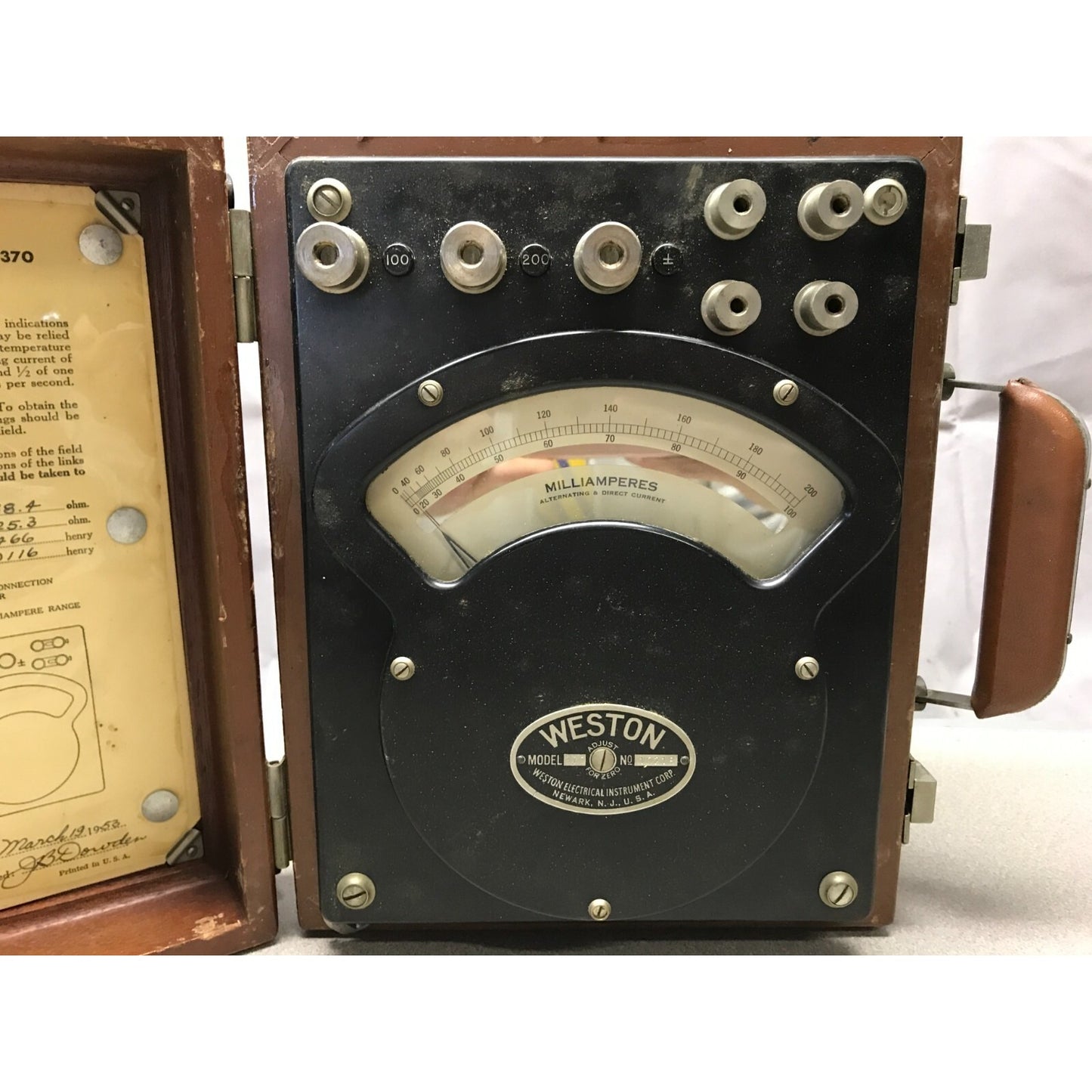 Vintage 1953 Weston A.C. & D.C. Milliameter Model 370 closeup of device