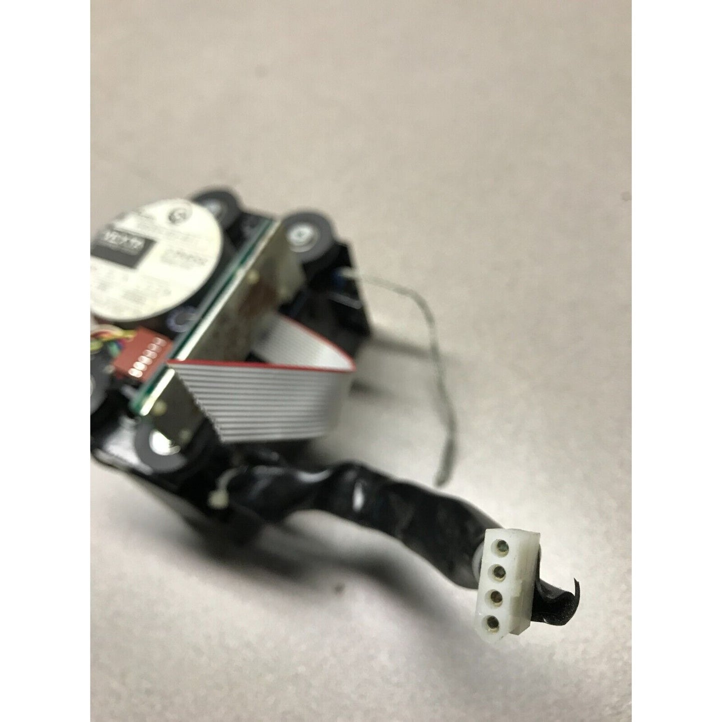Vexta Stepping Motor 2-phase 18 deg/step DC 24V 0.2A - Oriental Motor Co. Model PH264-03-A11 connector closeup