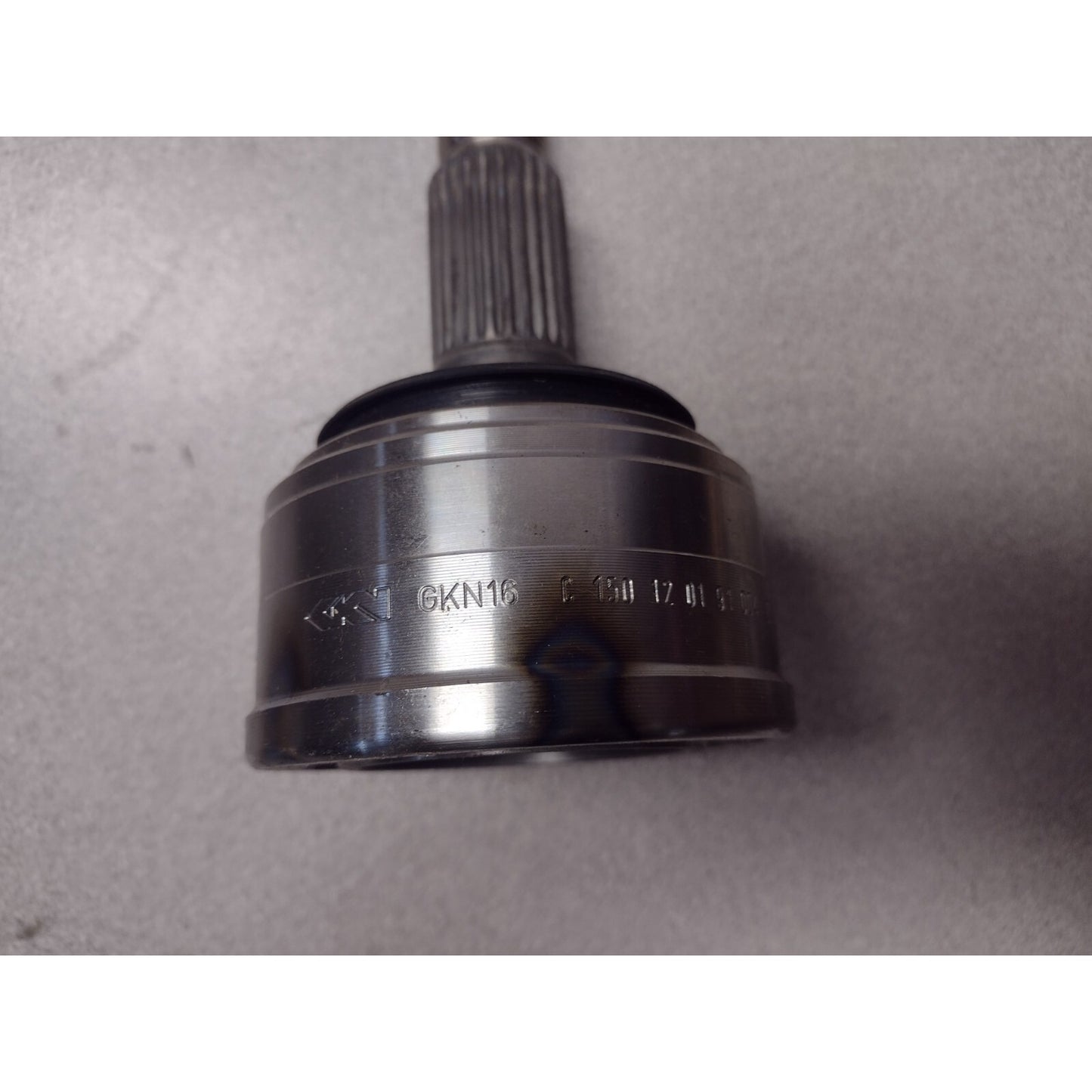 GKN Drive Shaft CV Joint Kit GKN16 C 150 12 01 91 004 01 09 01 shaft close up