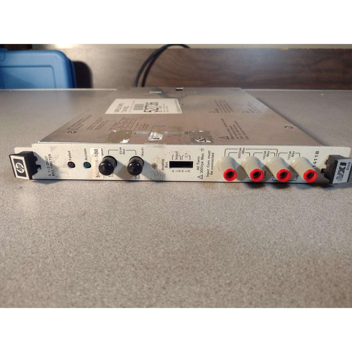 HP E1411B 75000 SERIES 5-1/2-DIGIT MULTIMETER front panel