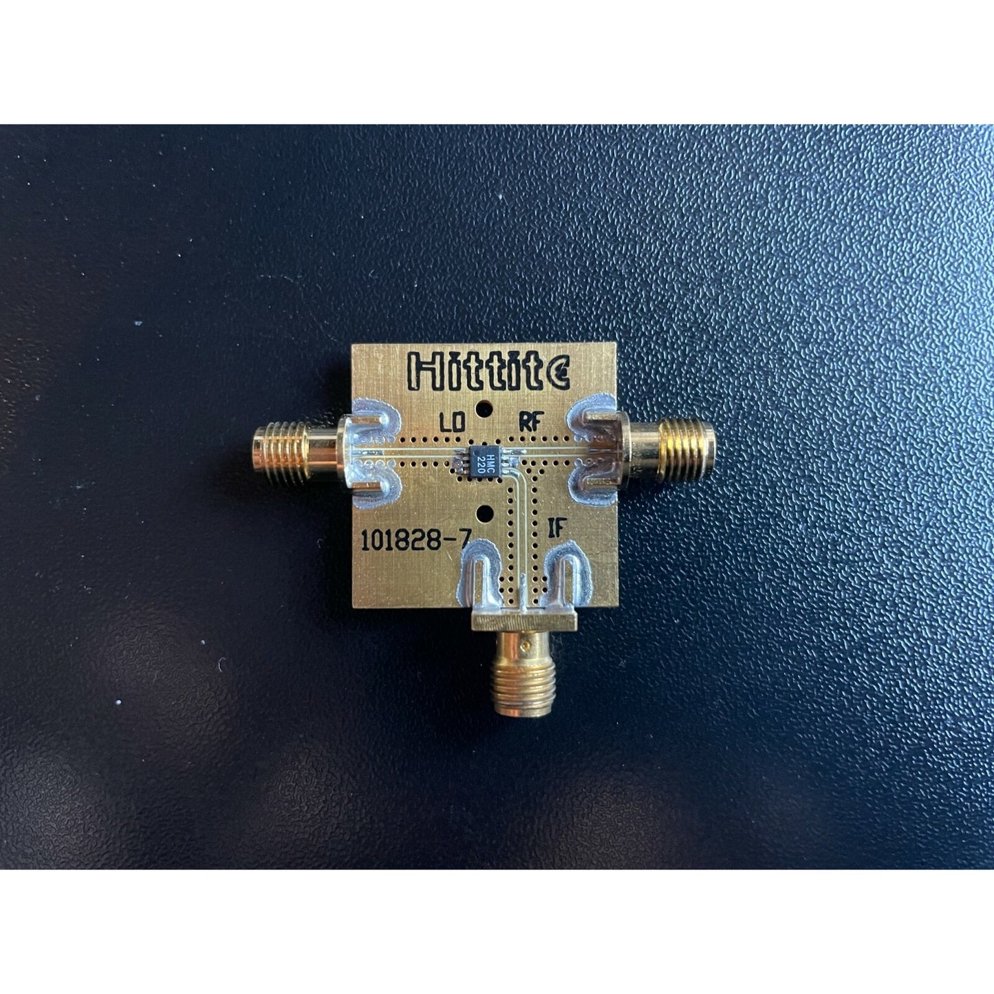 Hittite 101828-7 top view of transistor