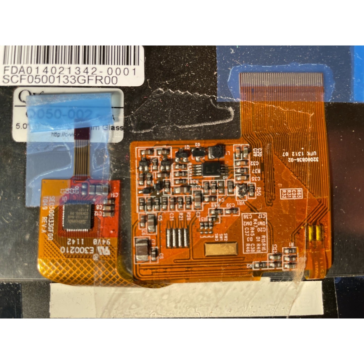 7221-10020-0002 Optical Bond, Connect Live Touchscreen closeup of circuit board