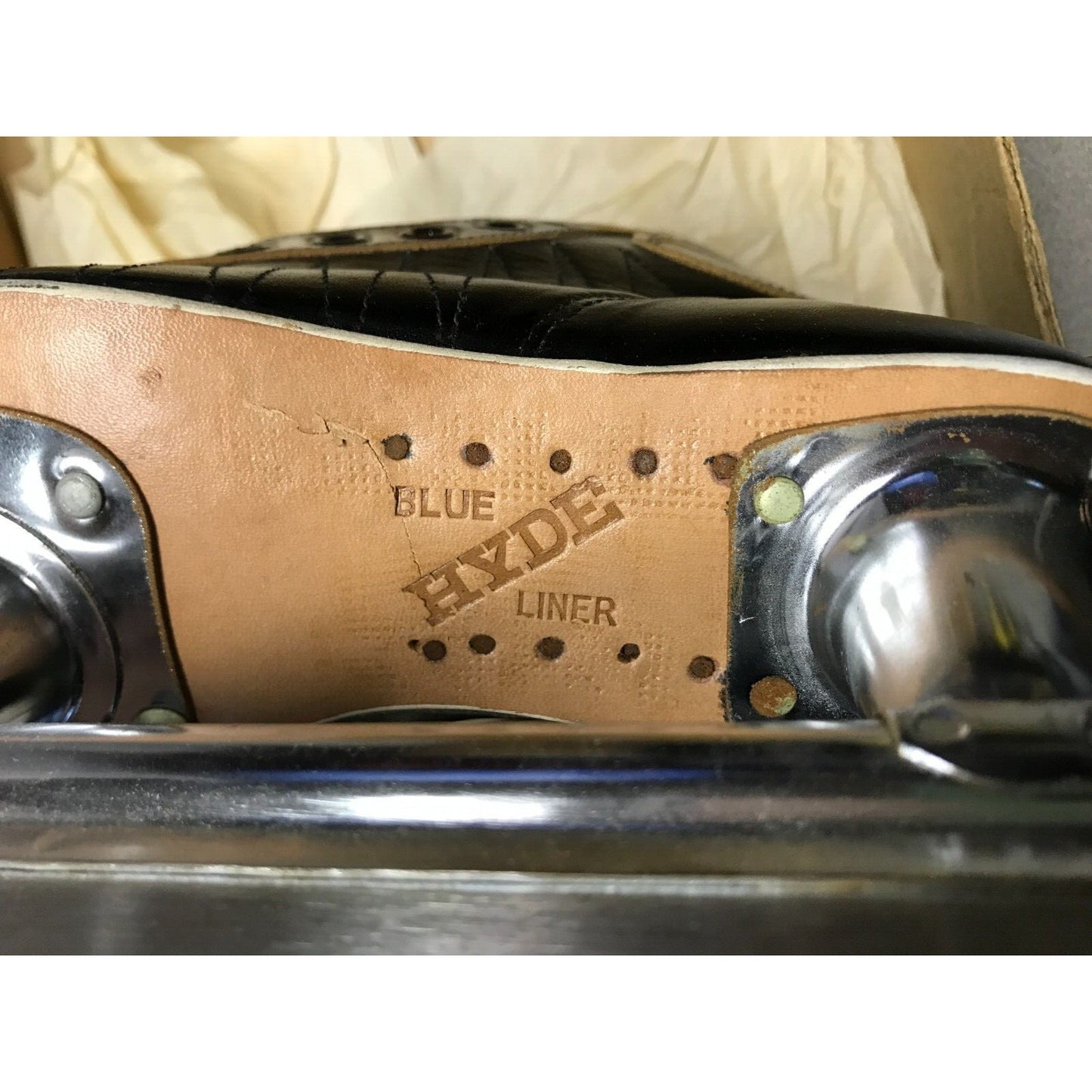Vintage Hyde Jr. Blue Liner 784 4 Hockey Skates bottom of skate