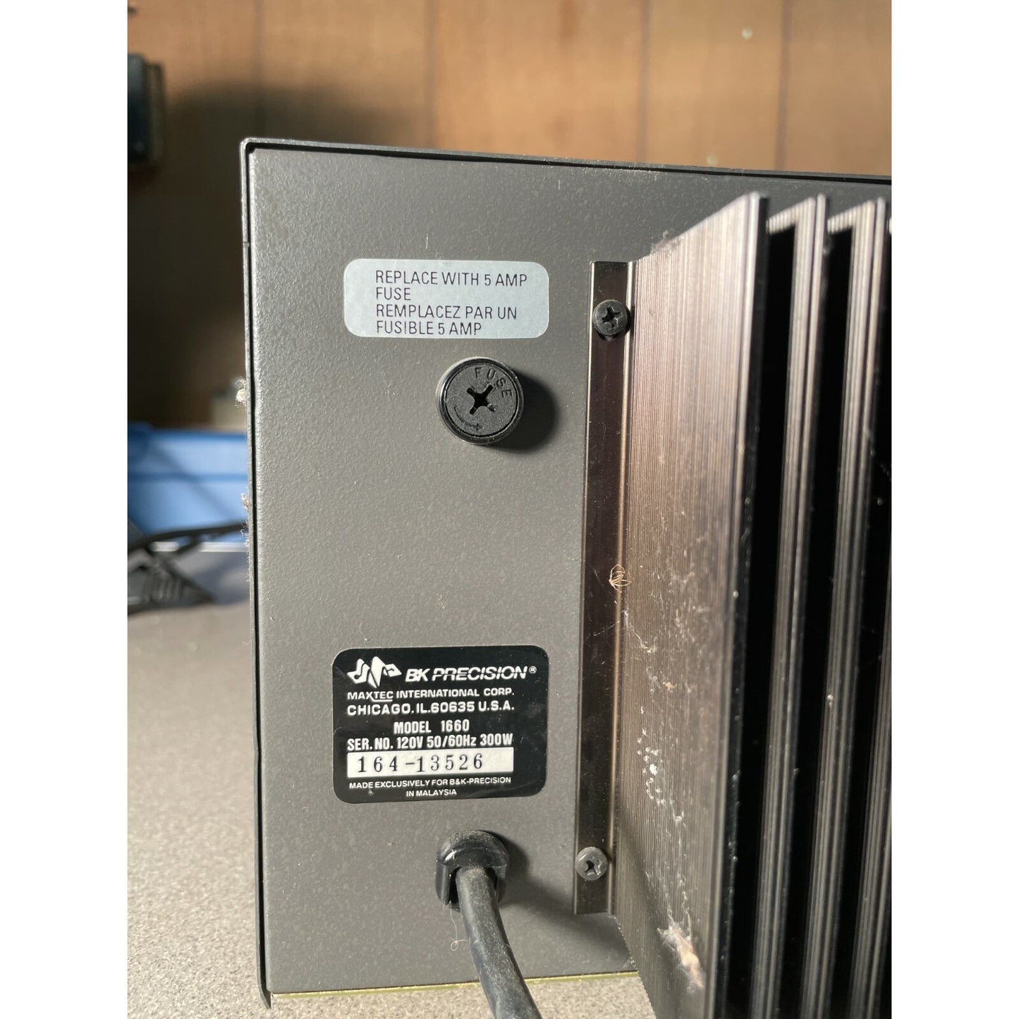 BK PRECISION TRIPLE OUTPUT DC POWER SUPPLY 1660 label