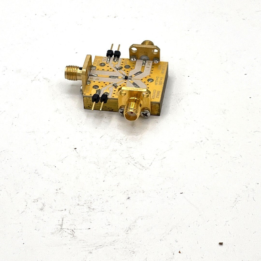California Eastern Labs UPD5713TK-EVAL-A Switch, SPDT 50MHz - 2.5GHz Evaluation Board
topside view of circuit board