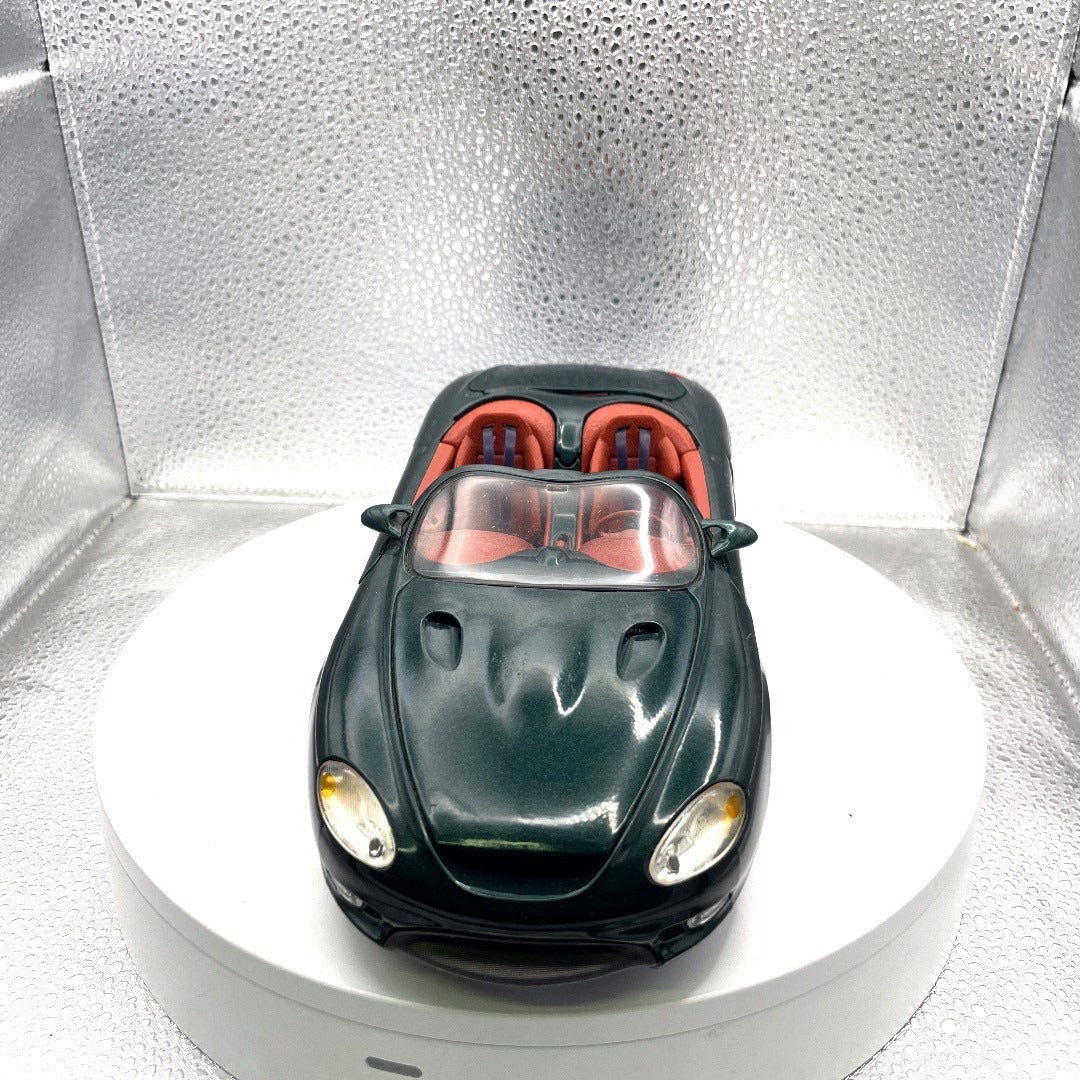 Maisto Mustang Mach III Green Die Cast, Scale: 1/18 front end view