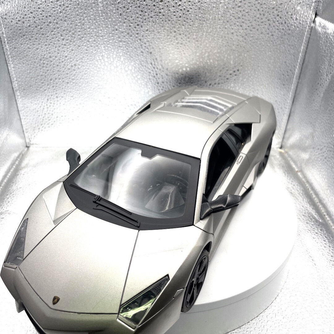 Lamborghini Reventón Silver Die Cast Scale: 1/14, RC Car ONLY front/driver's side view