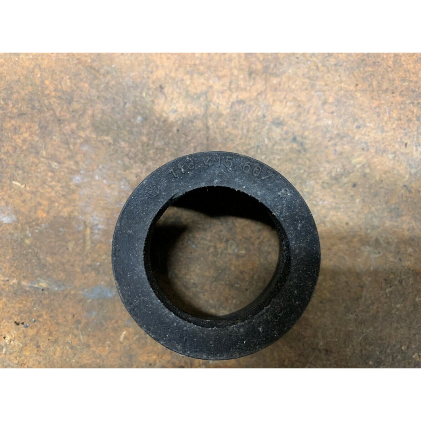 VW 113-415-607 B