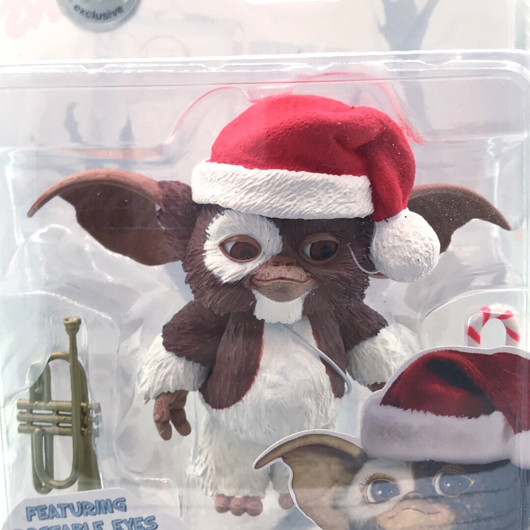 Santa Gizmo Gremlins Figure ToysRUs Exclusive Gremlin closeup