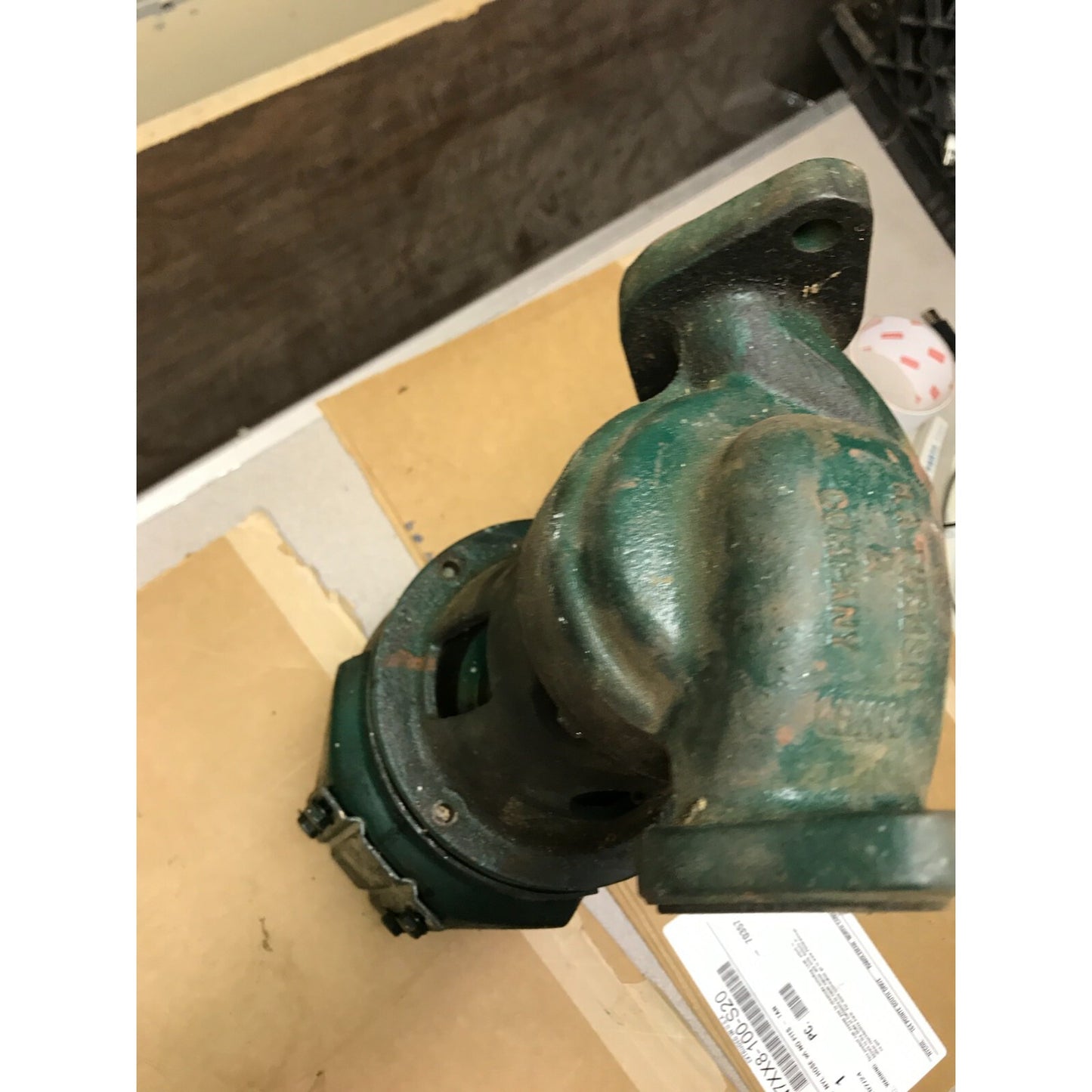 Thrush Water Circulator Model SQD, Vintage Used Green Housing, Motor and Centrifuge Attachment top view