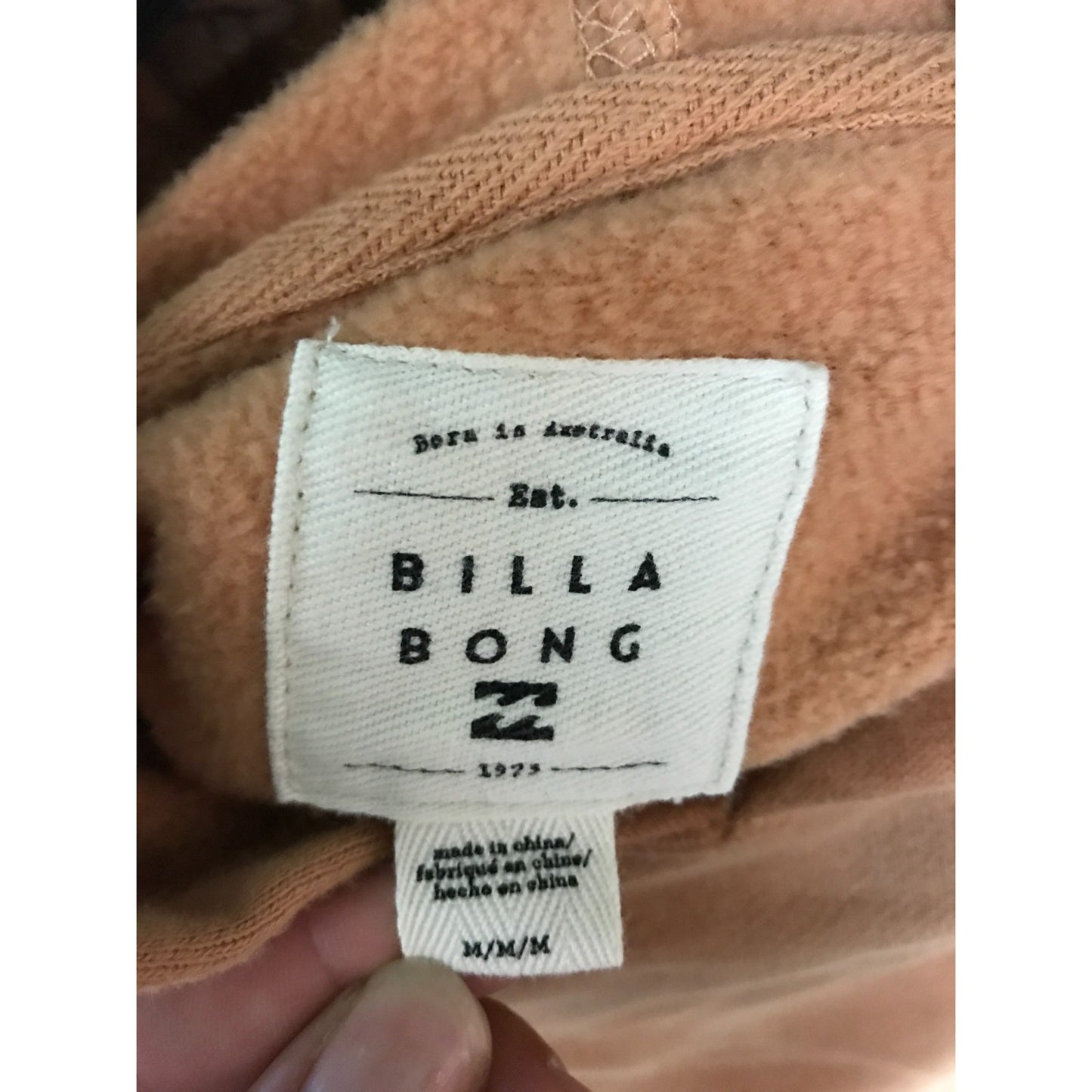 Billabong Hoodie Women's Medium Orange Tie Dye closeup of tag with Billabong logo