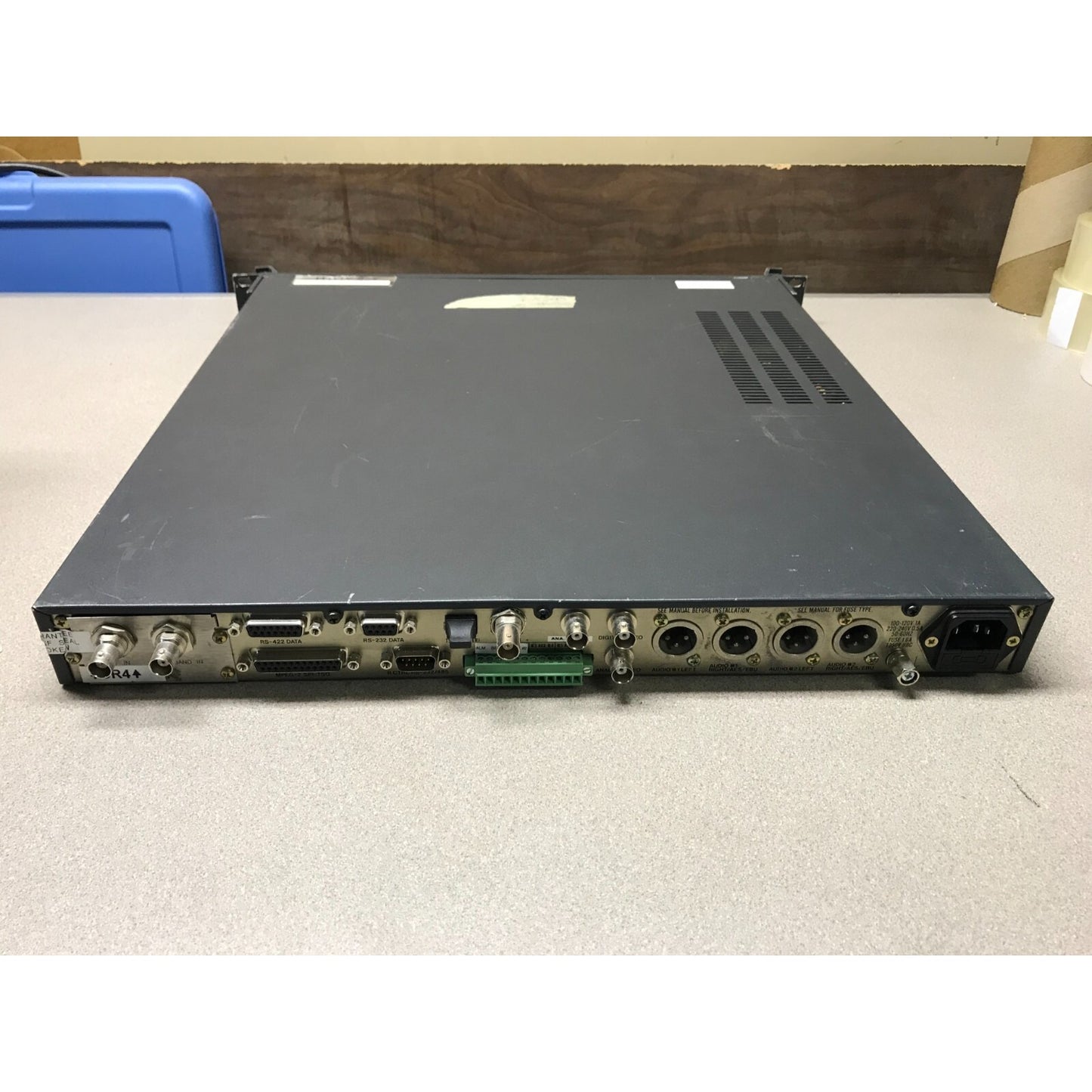 Tandberg Alteia Plus Satellite Receiver top and back panel view