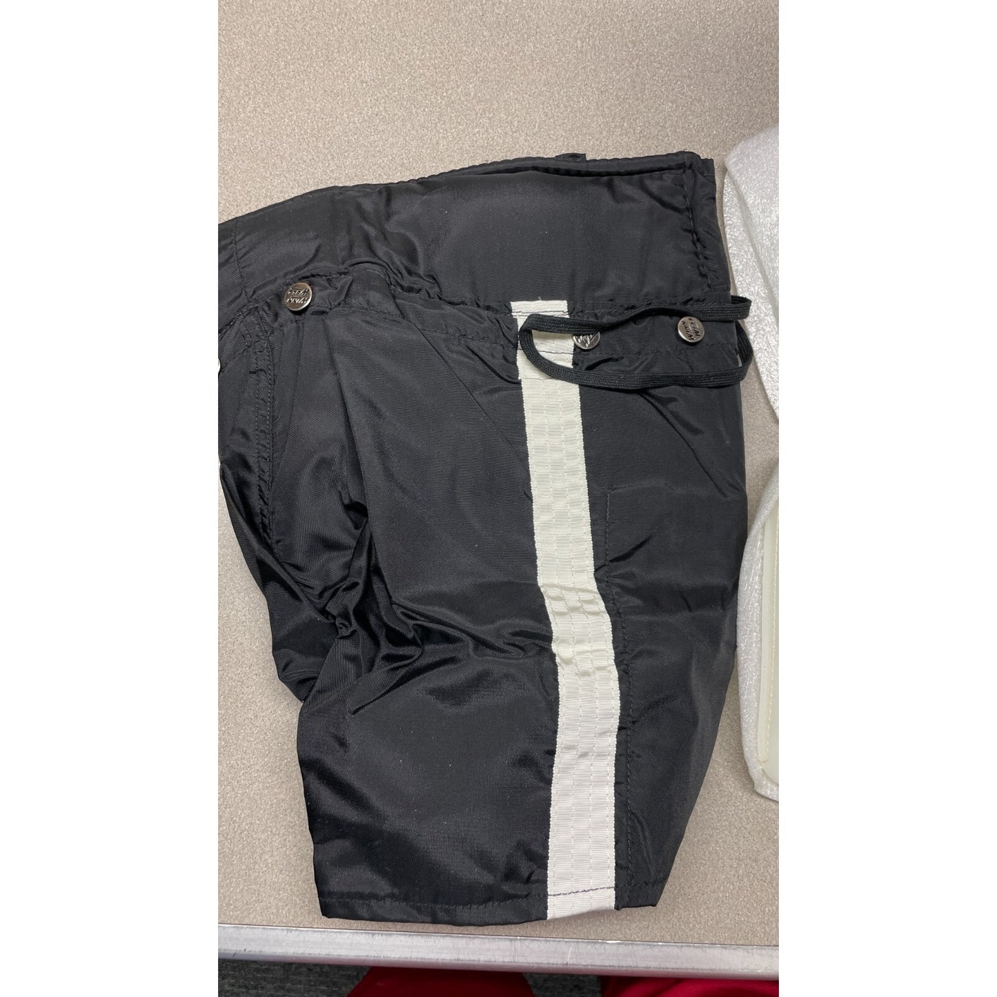 Winnwell HK Shok-Guard Hockey Pants with Guards - Size S side view