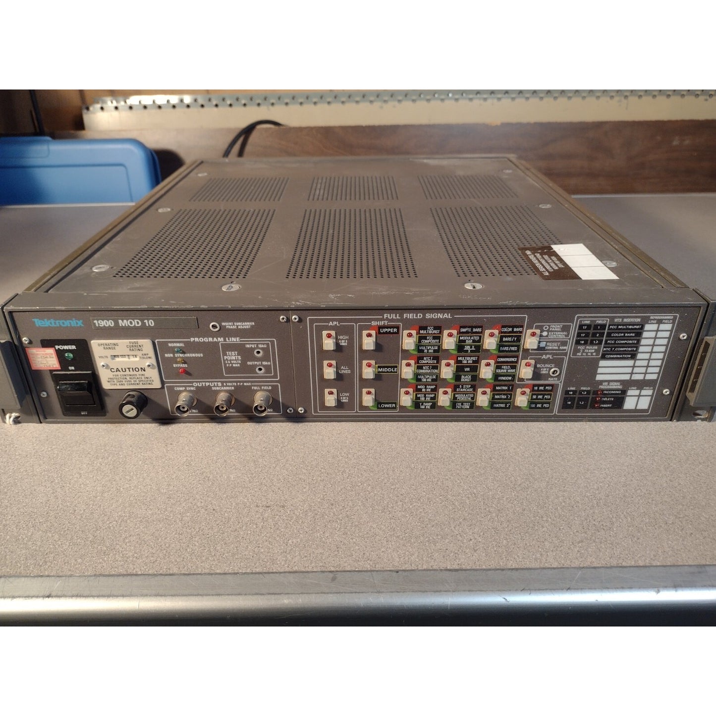 Tektronix 1900 MOD 10 front panel