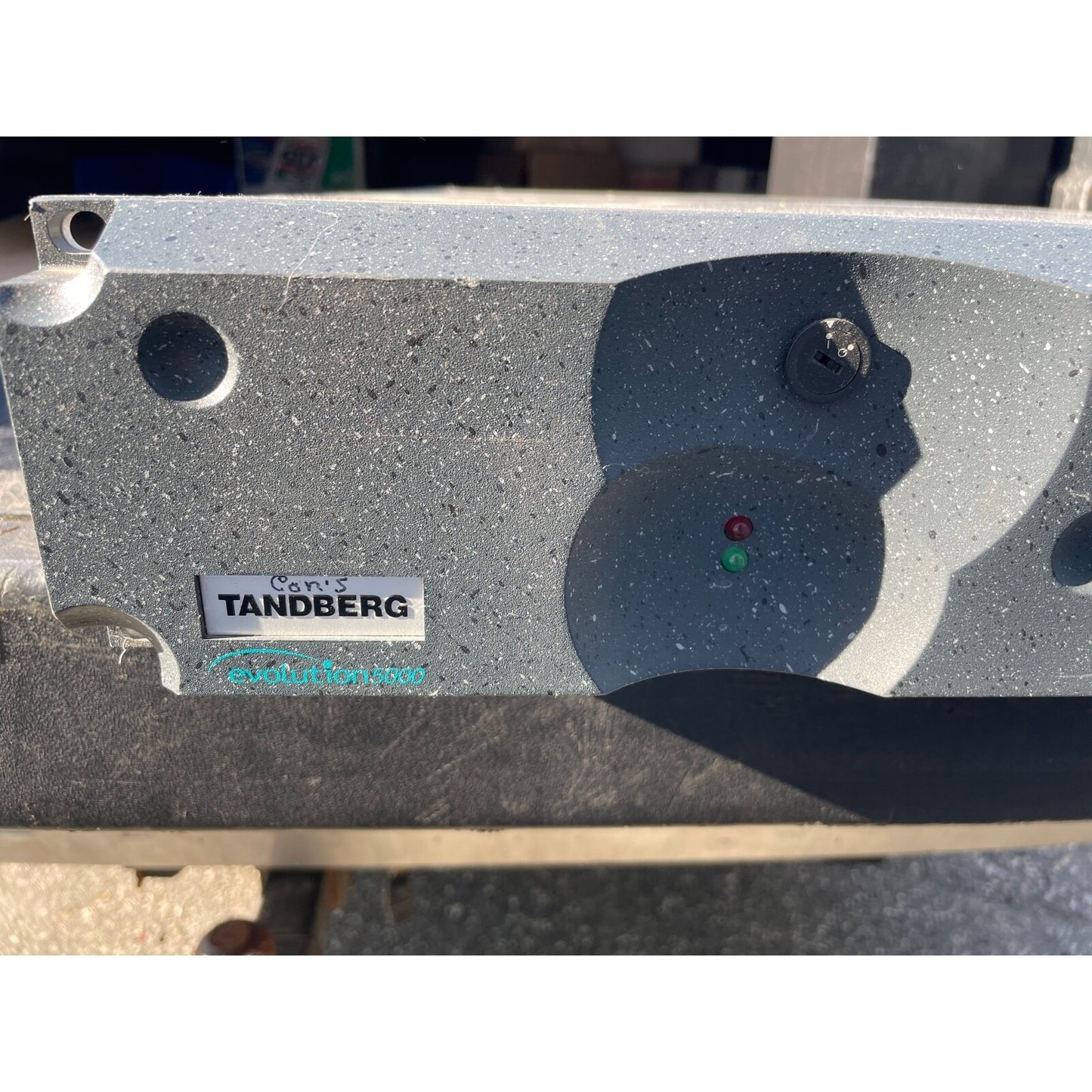 Tandberg Encoder E5100 front panel manufacturers label