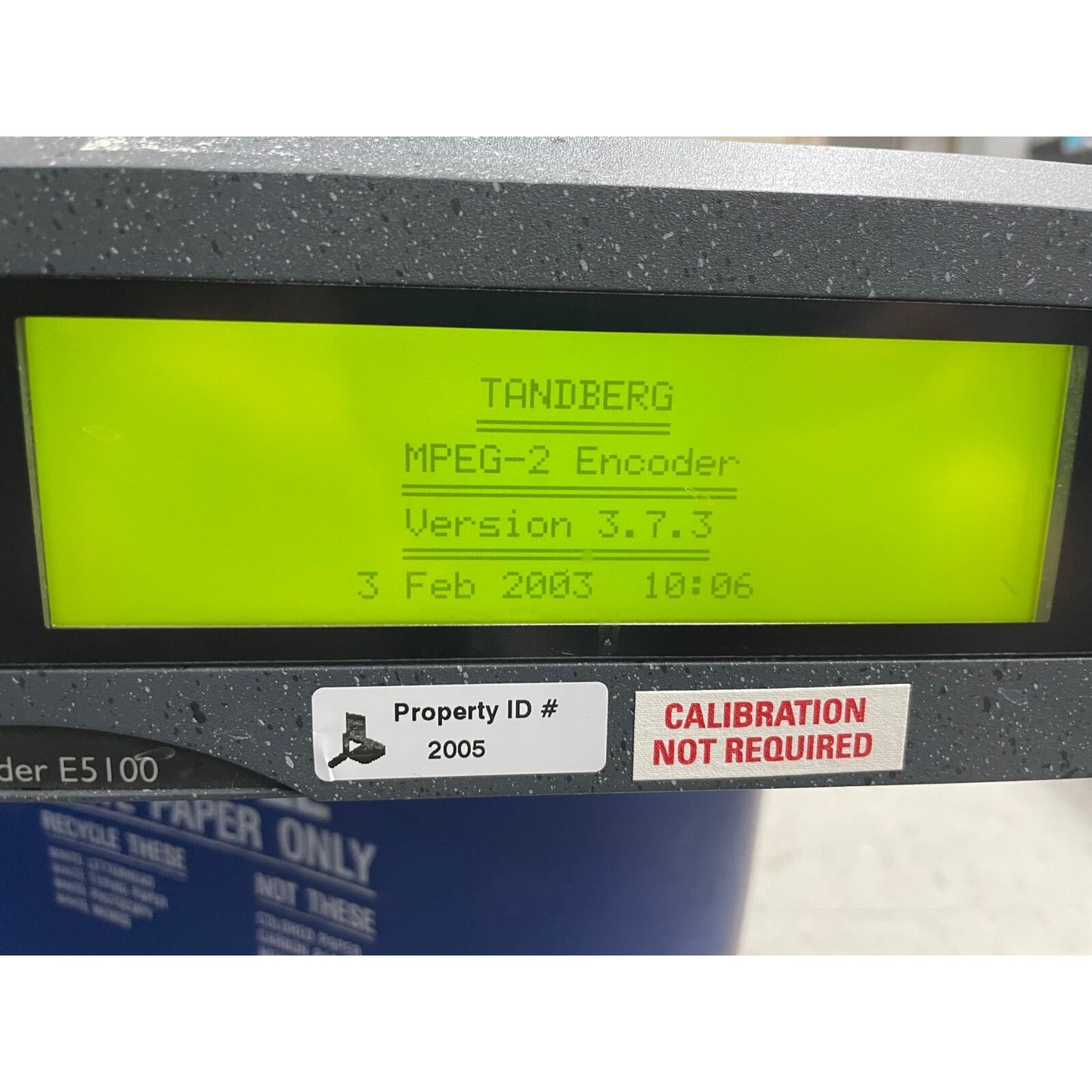 Tandberg Encoder E5100 front panel powered on