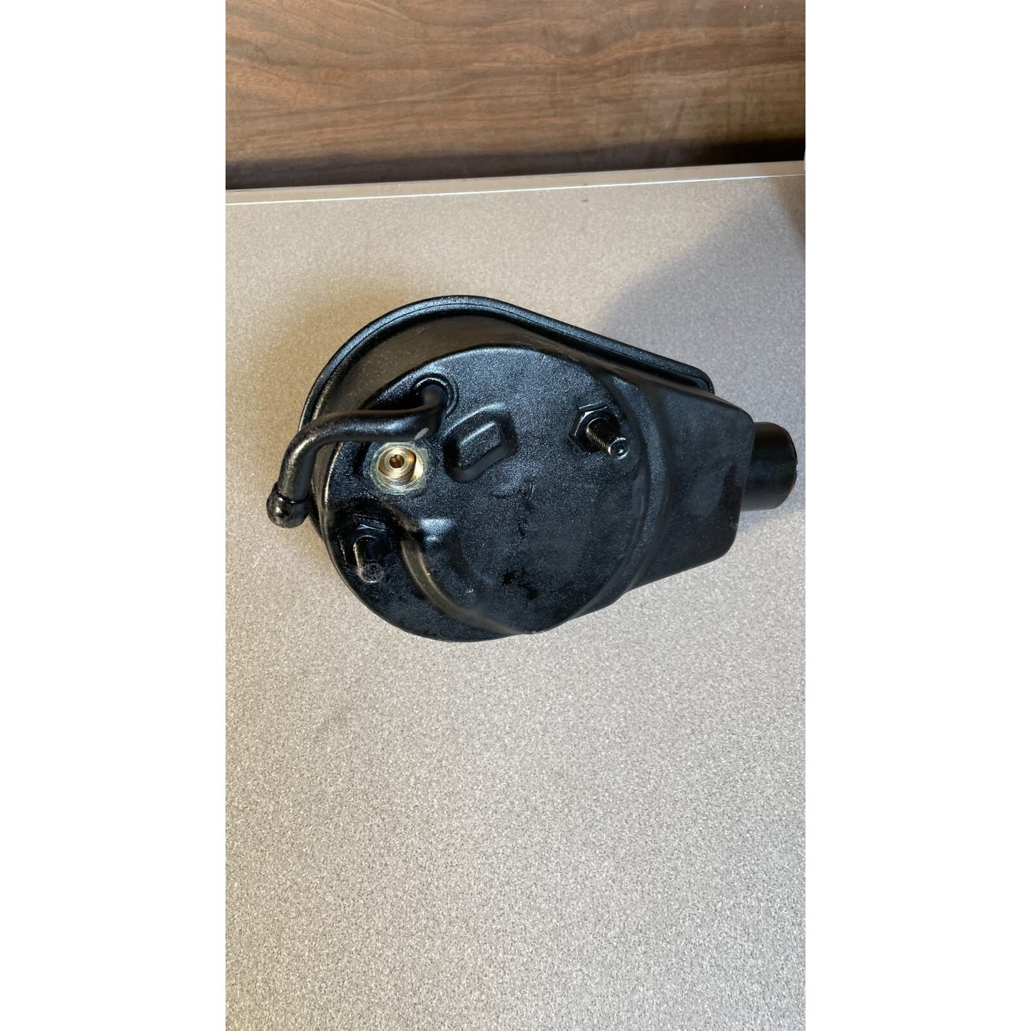Vision-OE Power Steering Products 732-2108 Pump top view with connections