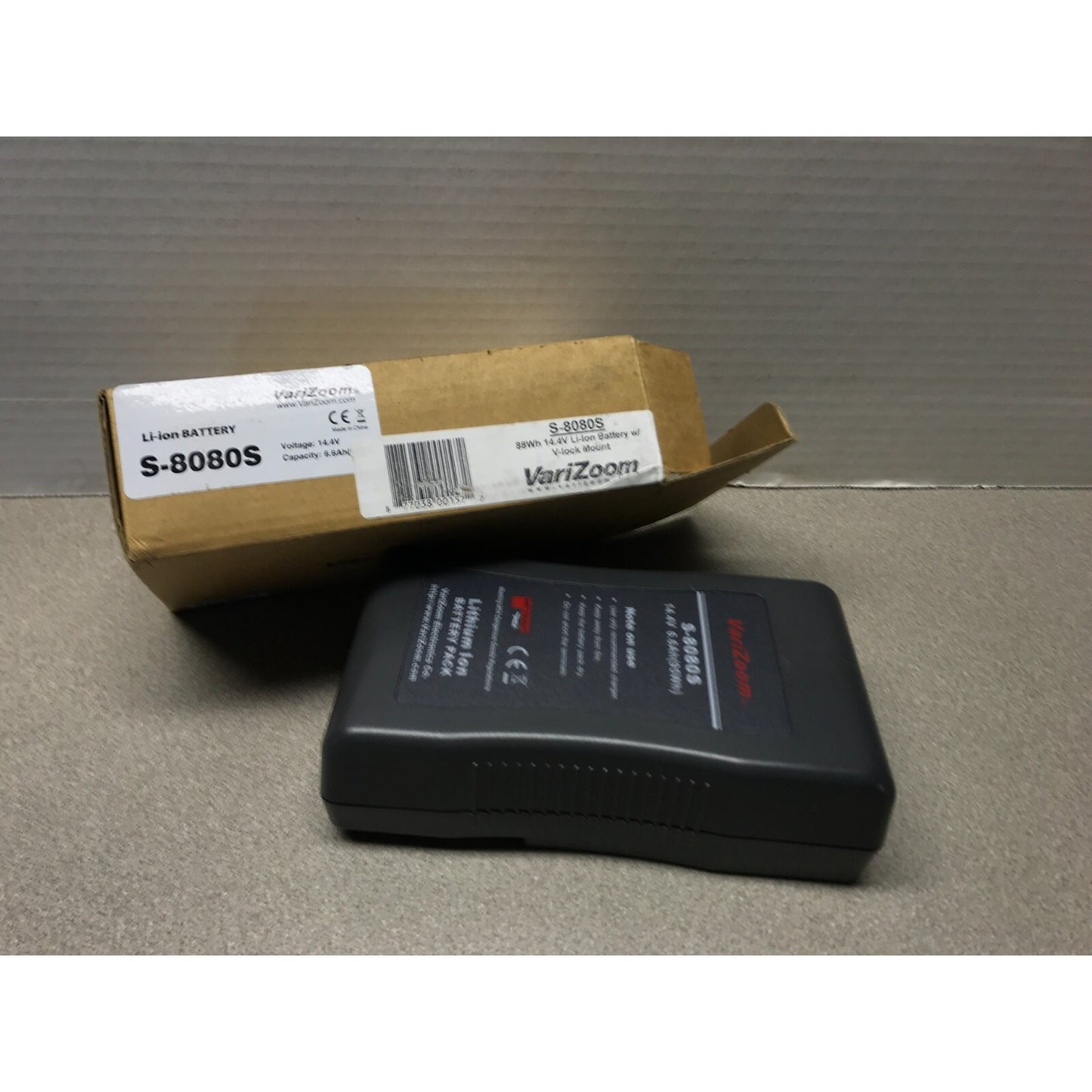 VariZoom S-8080S Lithium Ion Battery Pack top view with box