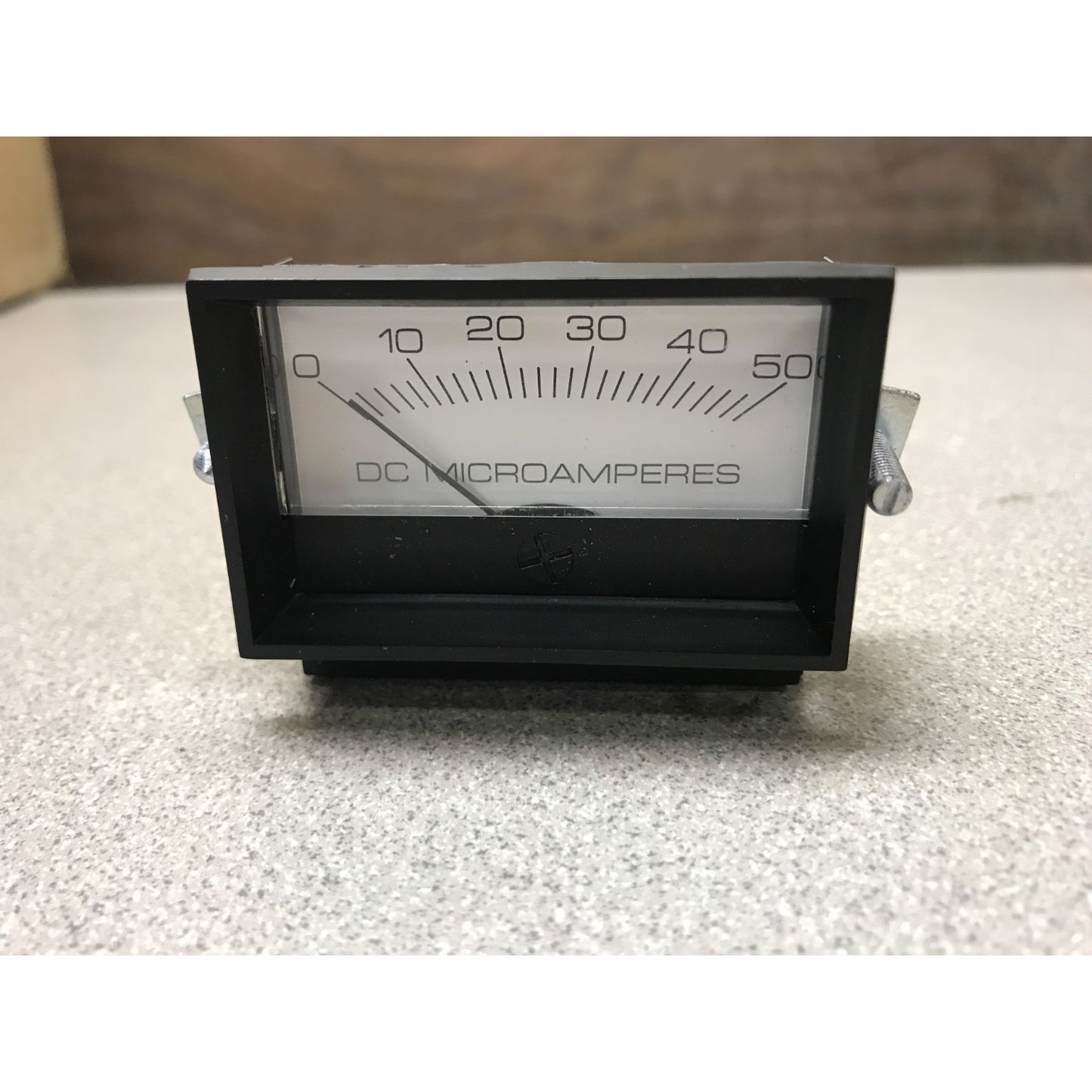 Modutec Panel Meter DC 0-50 Microamp Gauge Analog front view of gauge