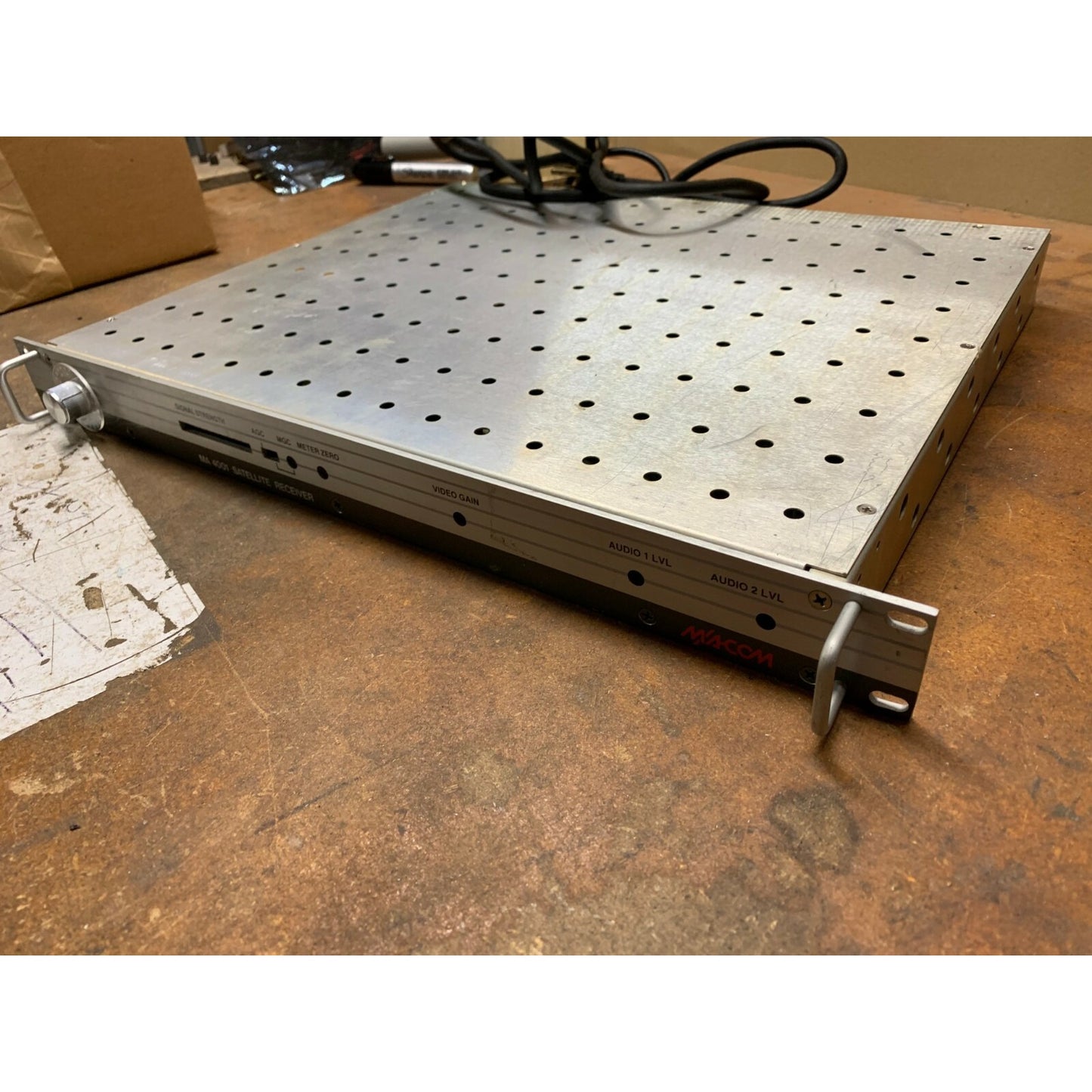 MACOM MA-4001 Satellite Receiver front and top view