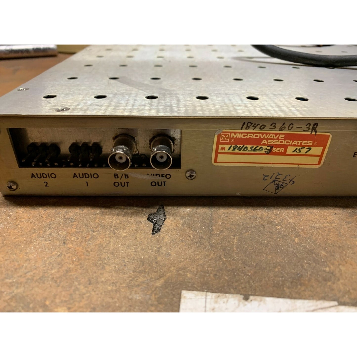 MACOM MA-4001 Satellite Receiver back view with connections