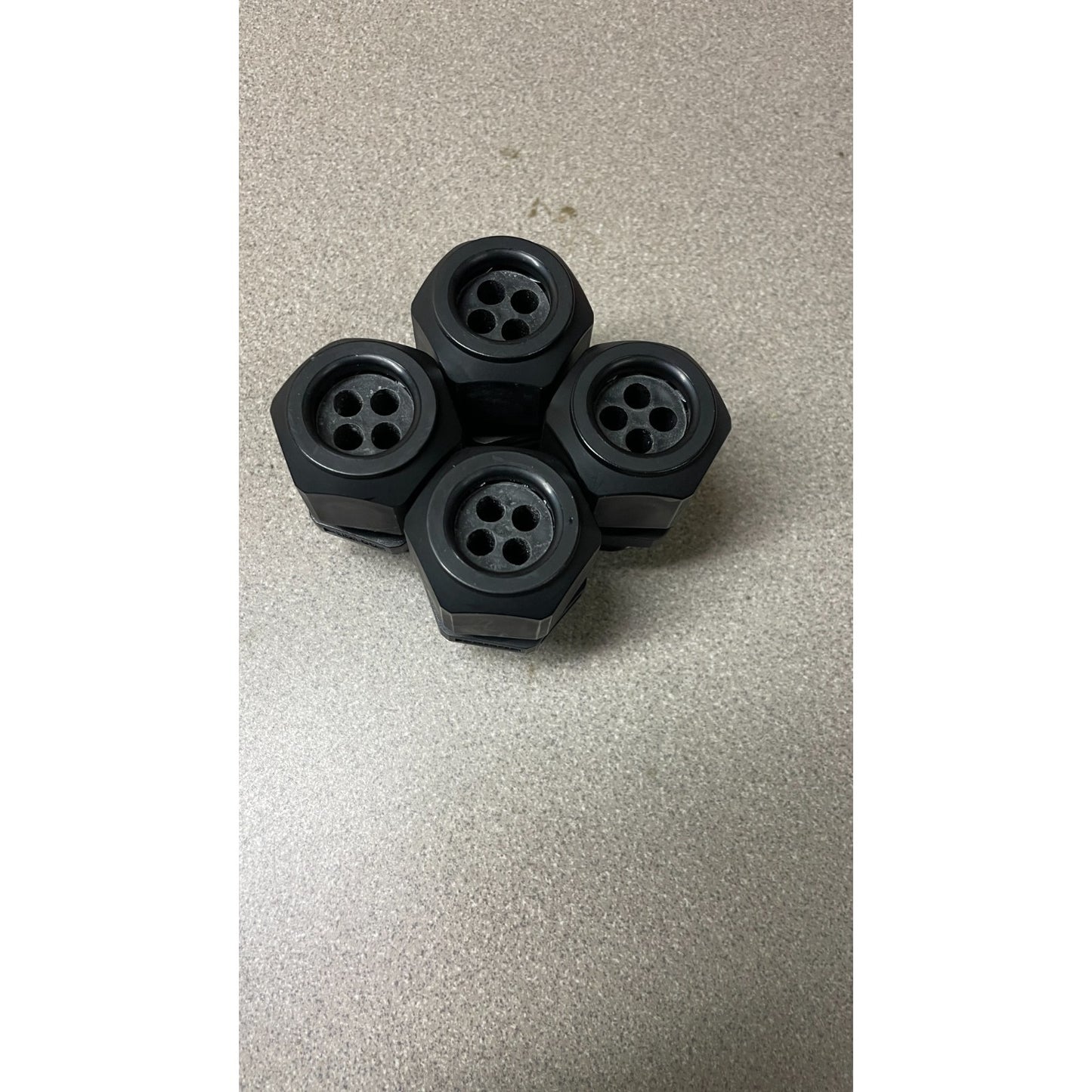Heyco 4-hole Liquid Tight Cord Grip NPT 3/4 - Lot of 2 set of 4 top view