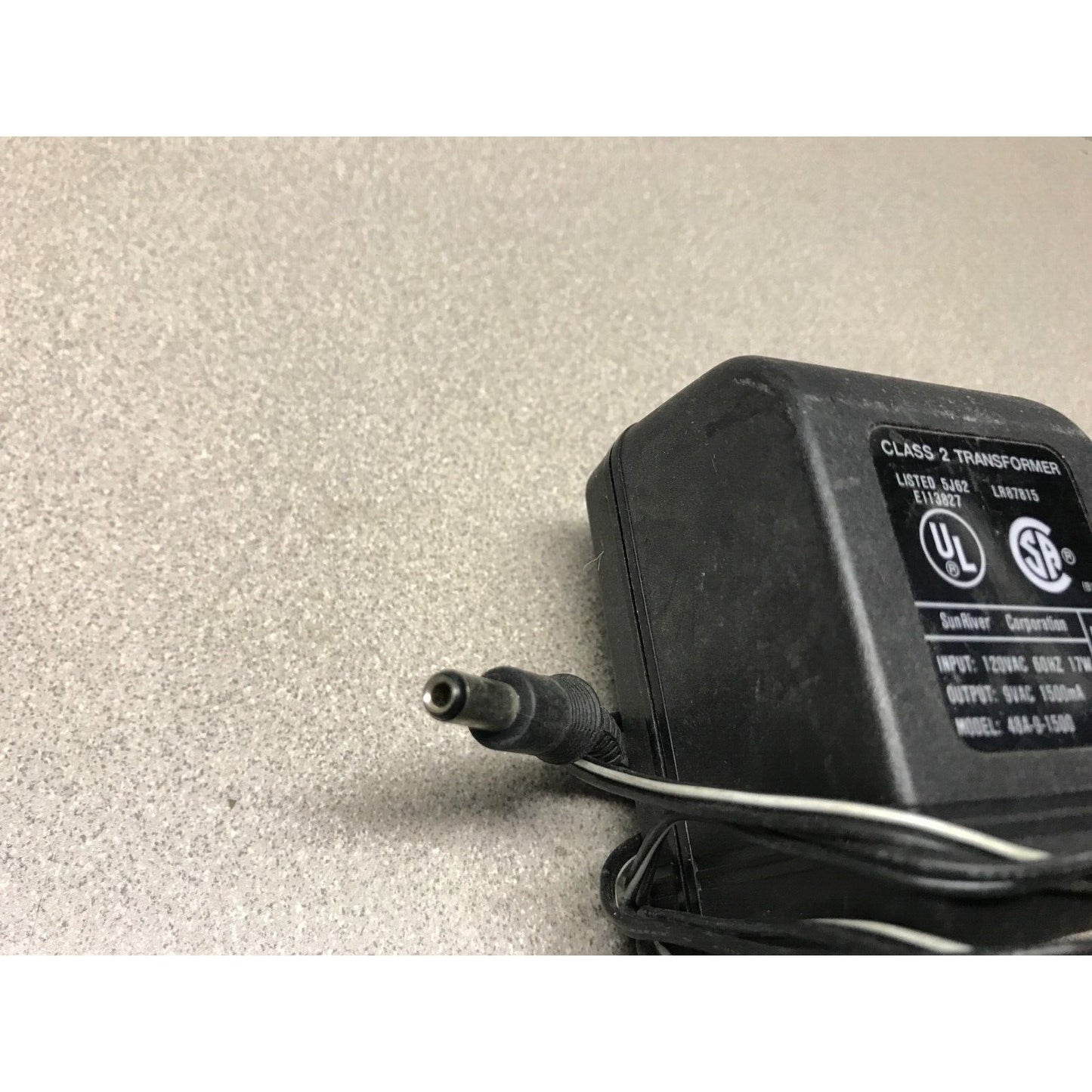 SunRiver Corporation Class 2 Transformer Model 48A-9-1500 Connector view