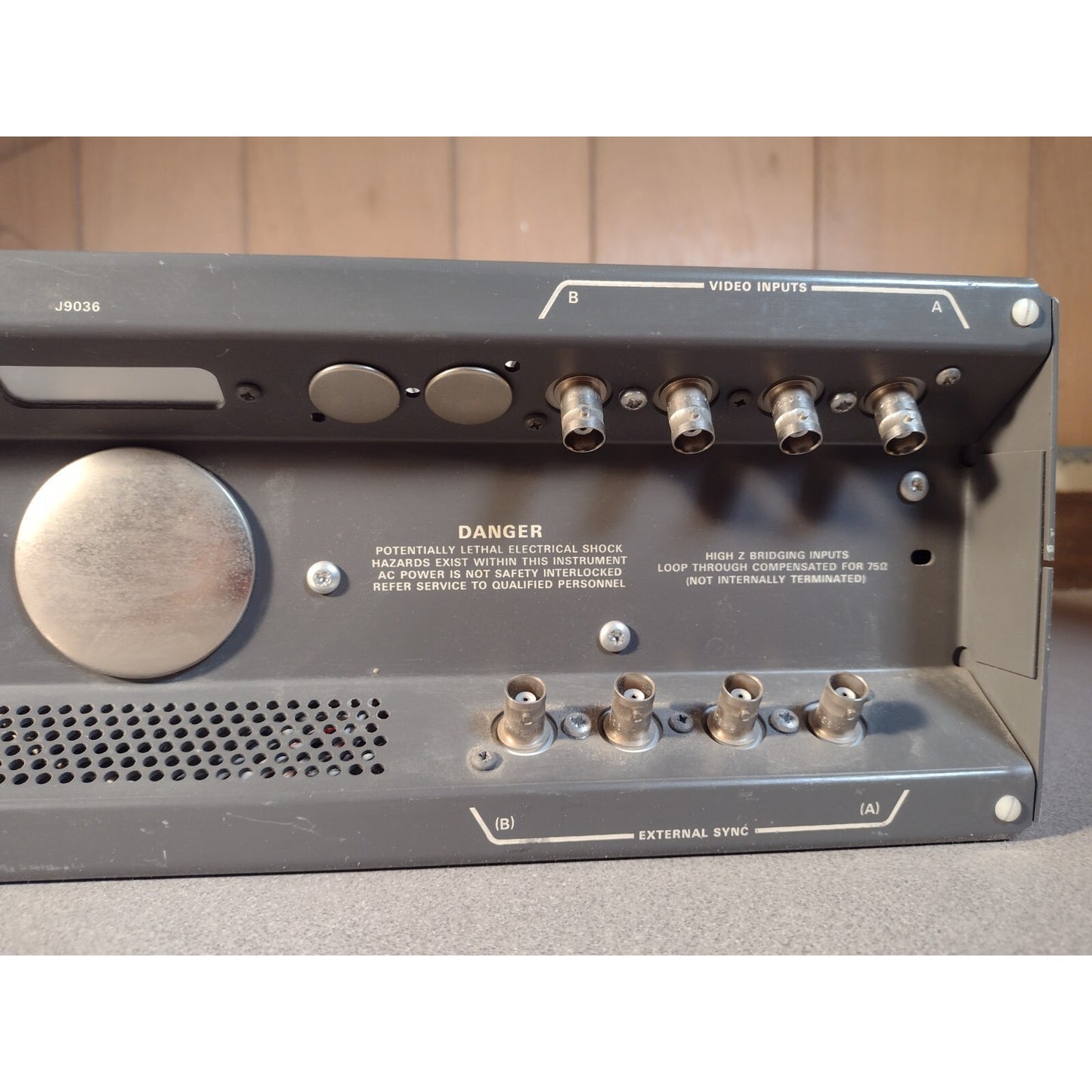 Tektronix 1481R Waveform Monitor right side of back panel connections