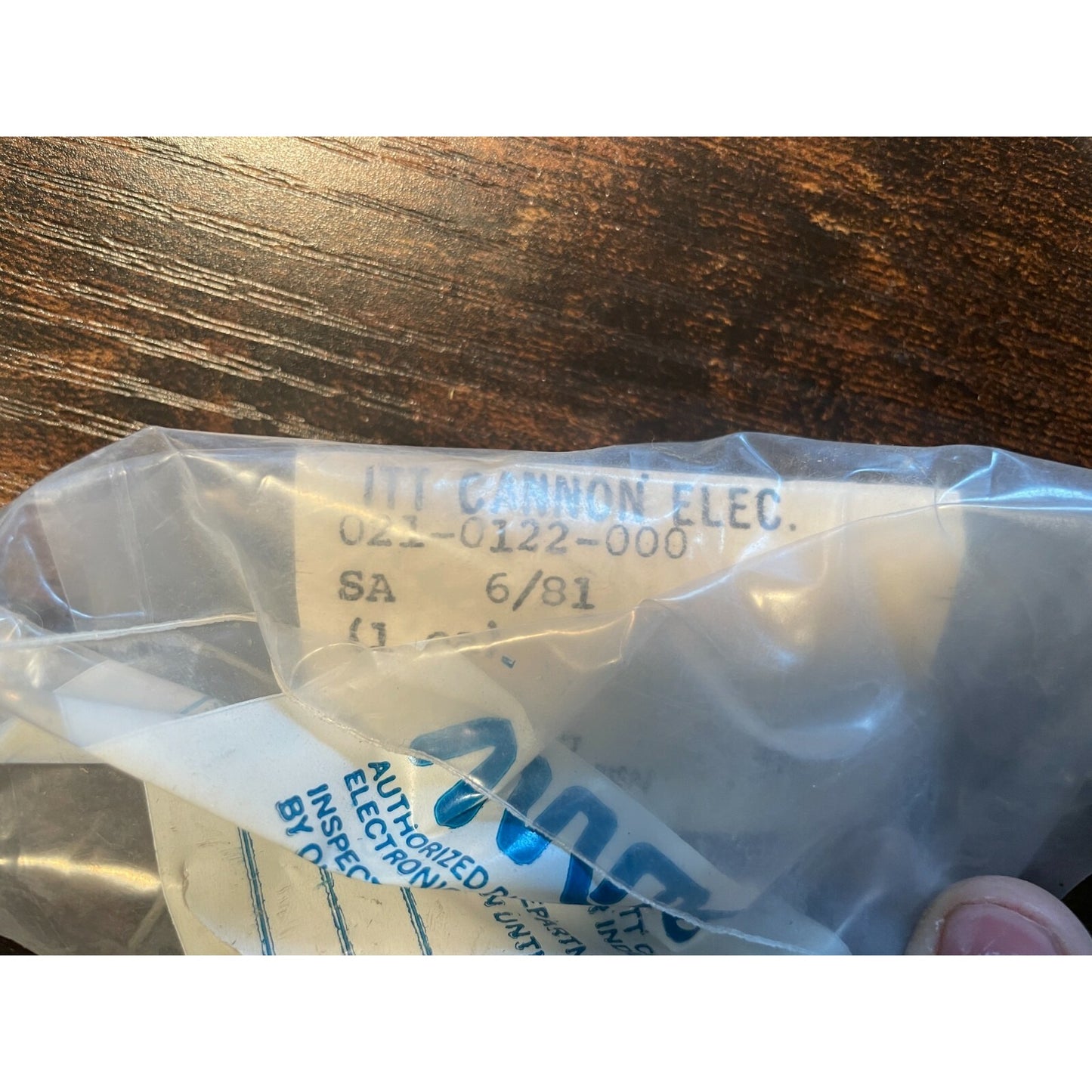 ITT Cannon Electric WK-C3-23C-3/8 Plug label