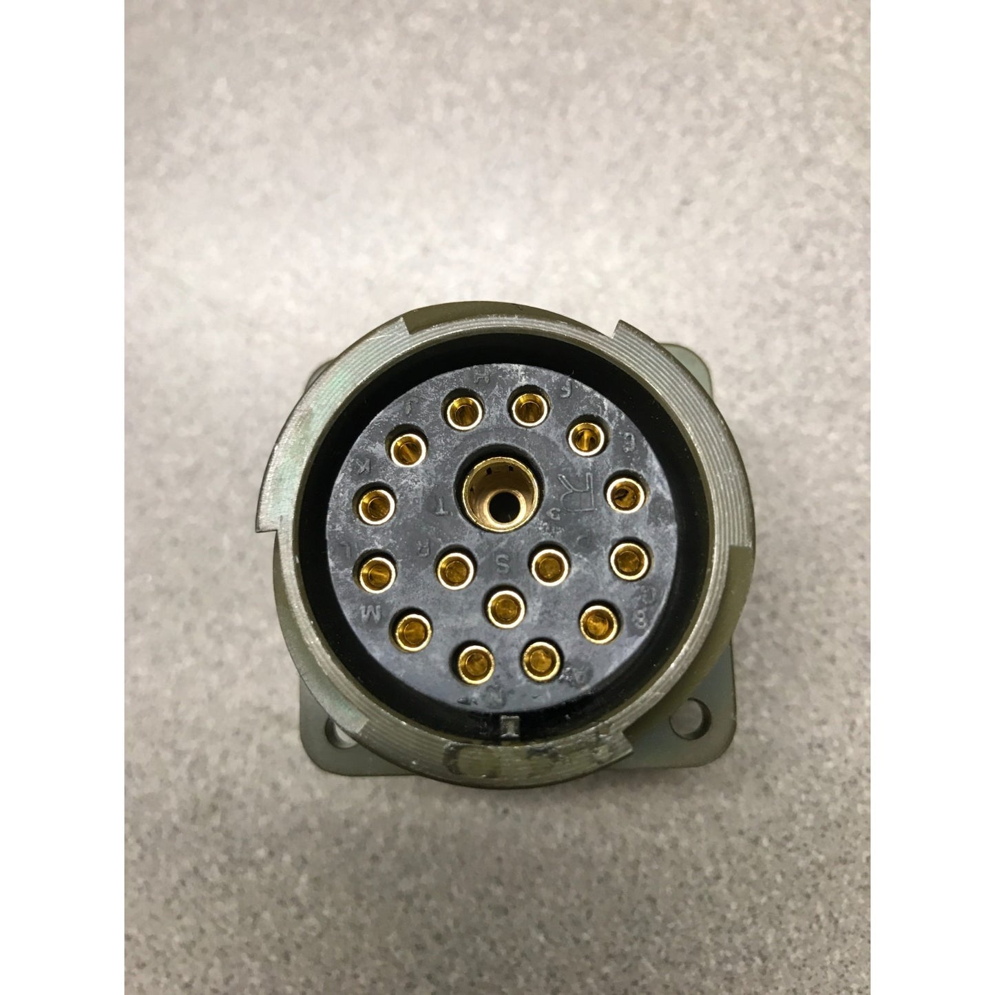 R32MWR-24AC-16S-PCB R3 0616 Military Plug Male to Female 16 Position connector closeup